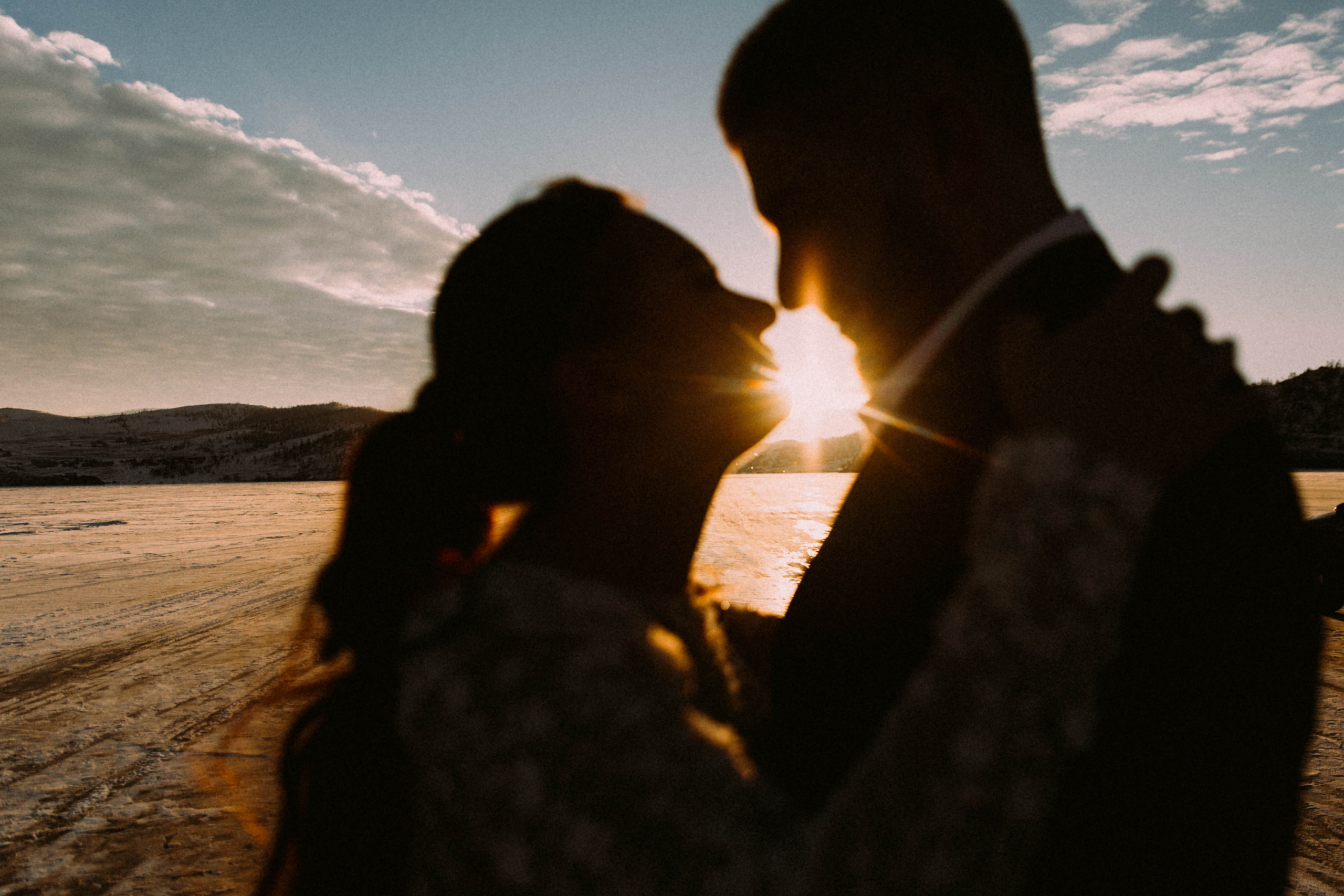 Свадебная зимняя съемка на Байкале. Главная