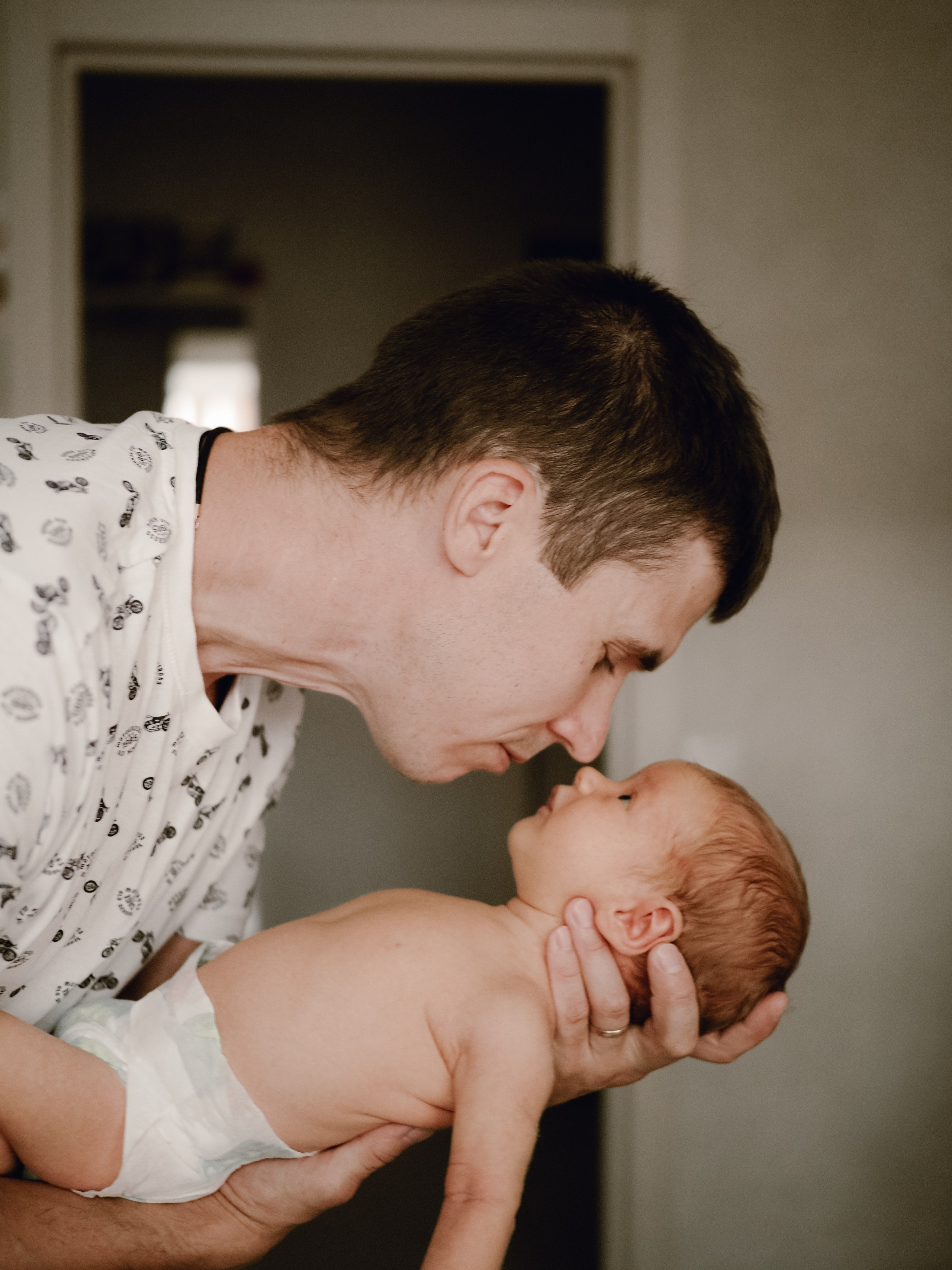 Нежность первой встречи. Фотограф Рязань. Семейный Свадебный фотограф