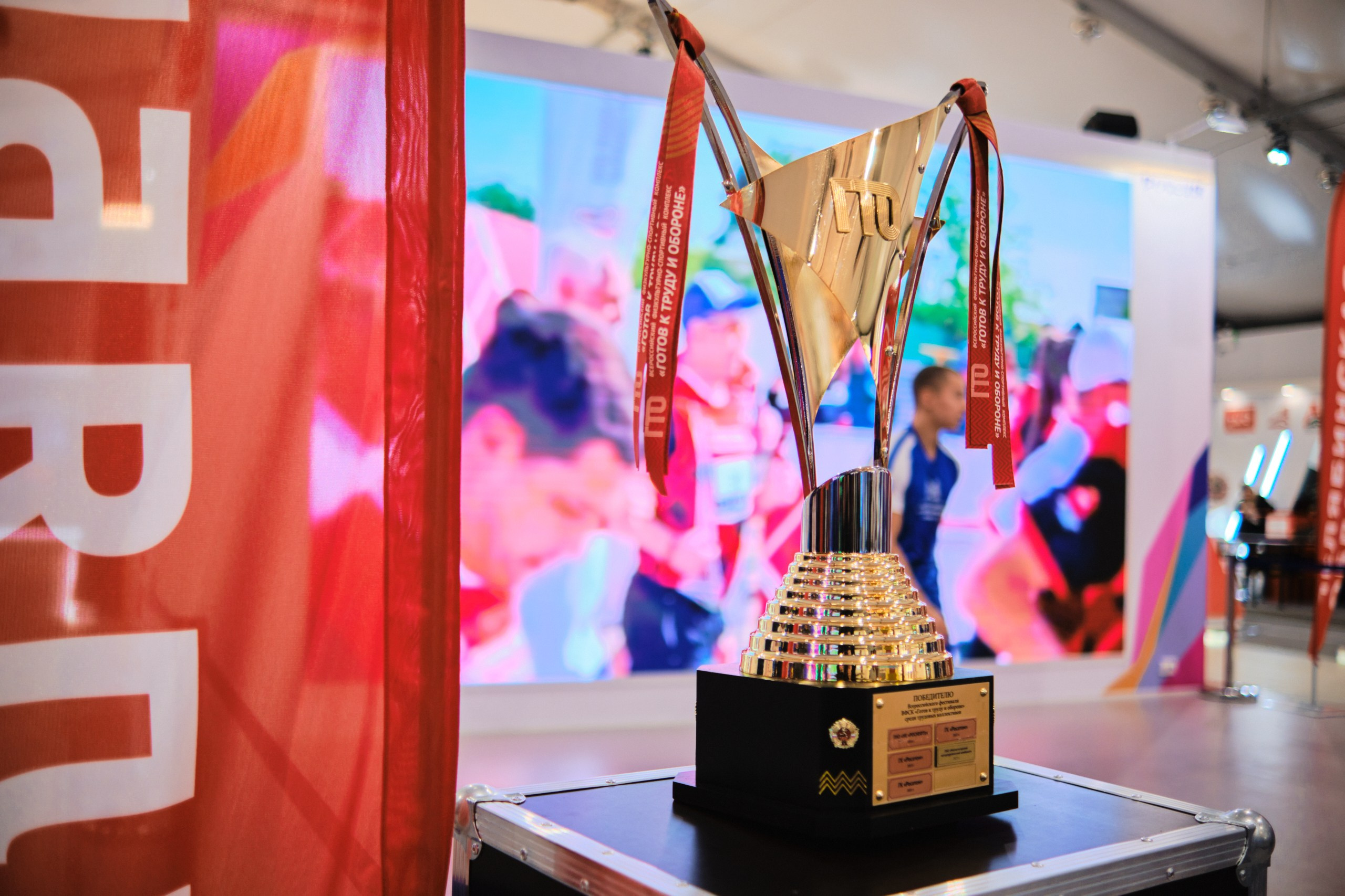 ВДНХ × Выставка «Россия». Матвей Яворский — фотограф в Челябинске