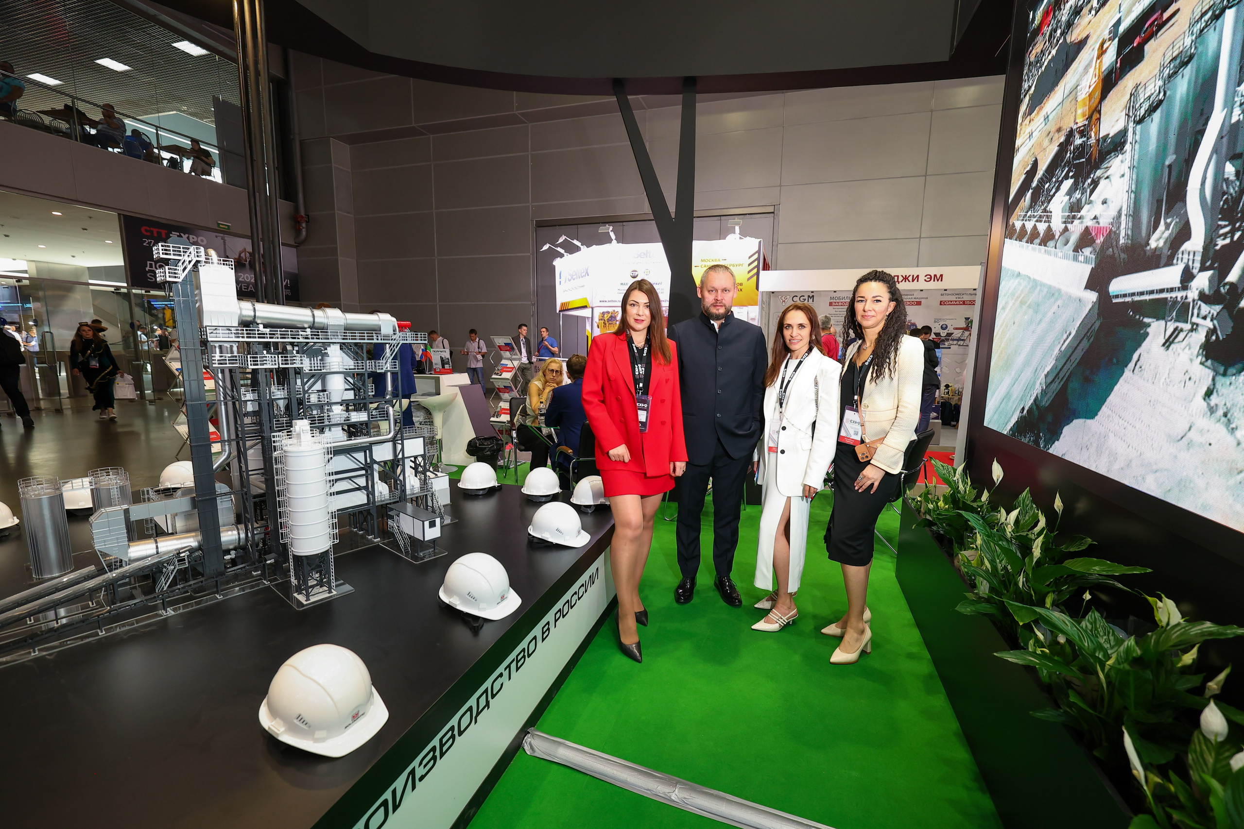 Съёмка стенда на выставке. Фотограф на мероприятие в Москве Марик