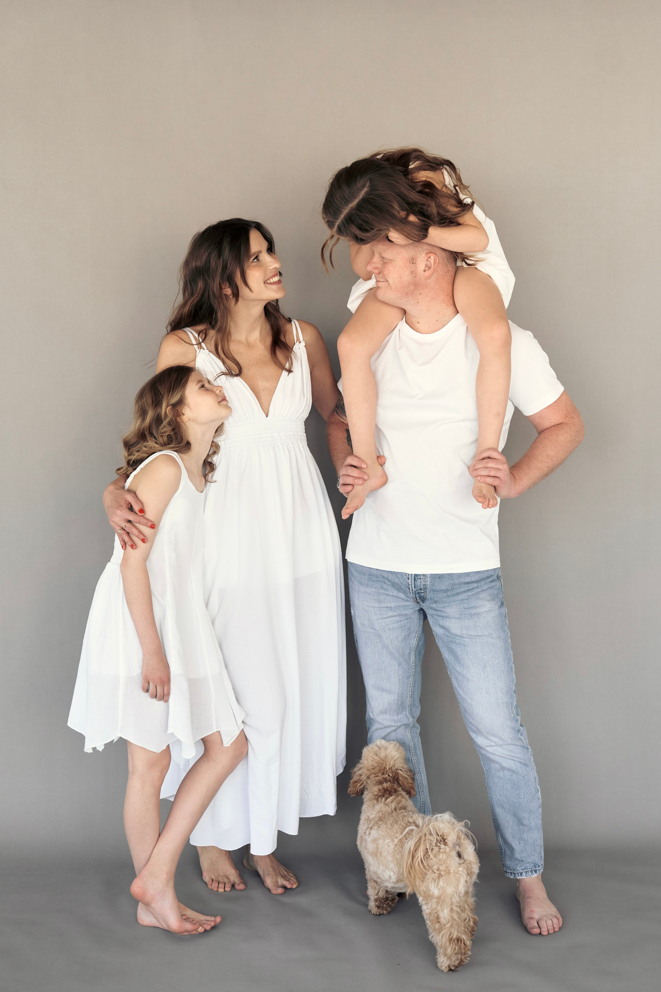 Папа, мама, дочки и хвостик. Фотограф Москва и Екатеринбург. Максимова Соня