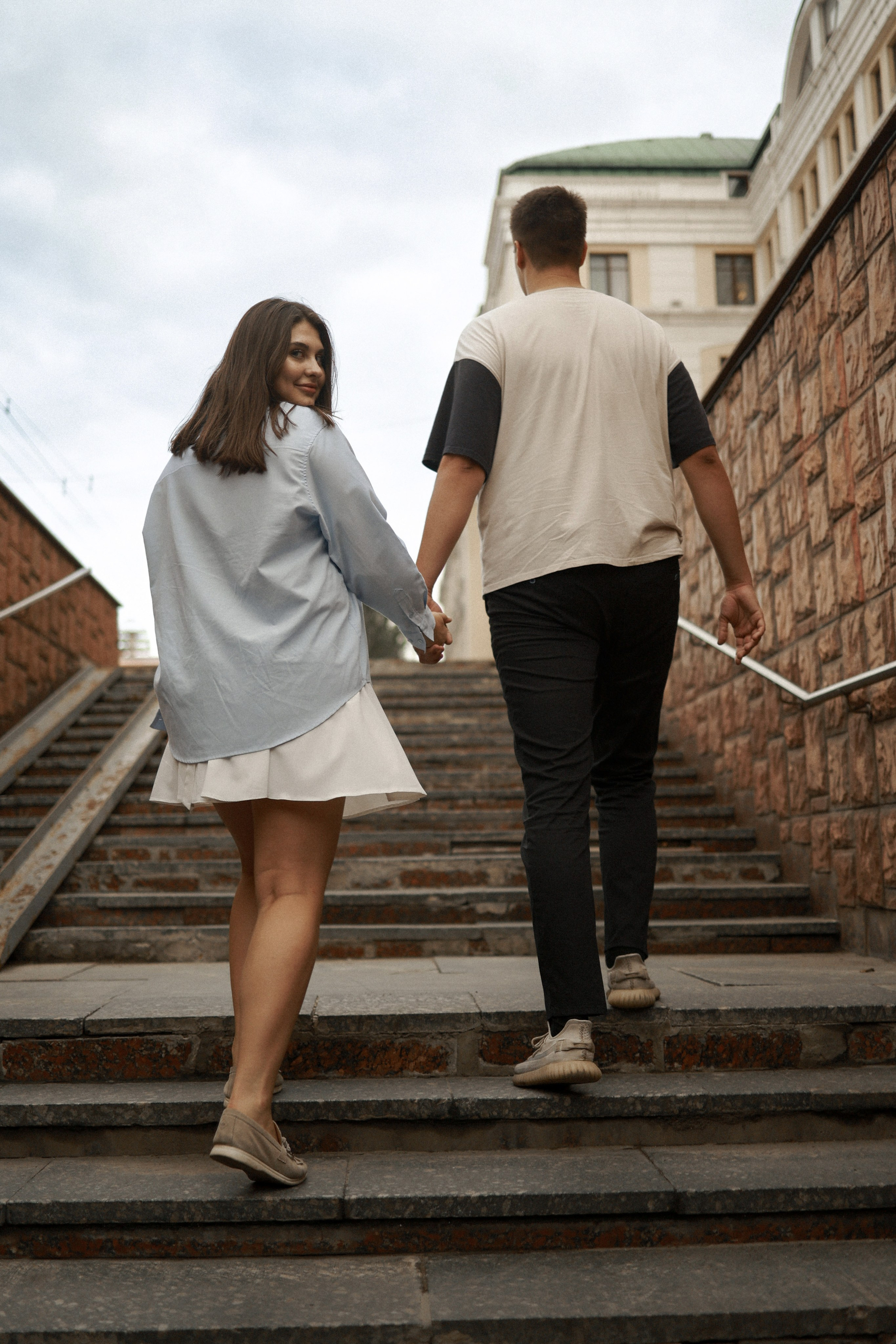 ЛЮБОВЬ НА УЛИЦАХ ДОНЕЦКА. Фотограф Донецк. Горловка. ДНР. Севастополь