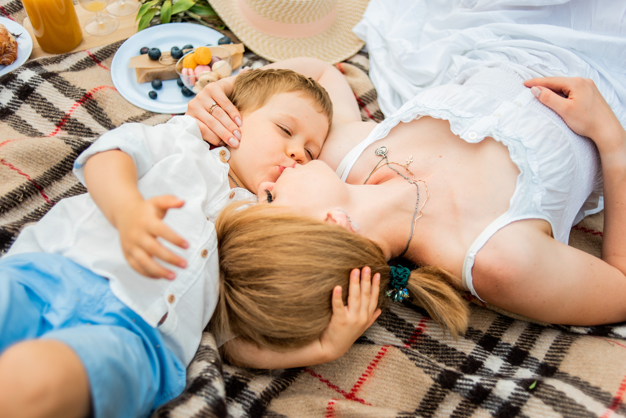 В поле. Фотограф Юлия Попова