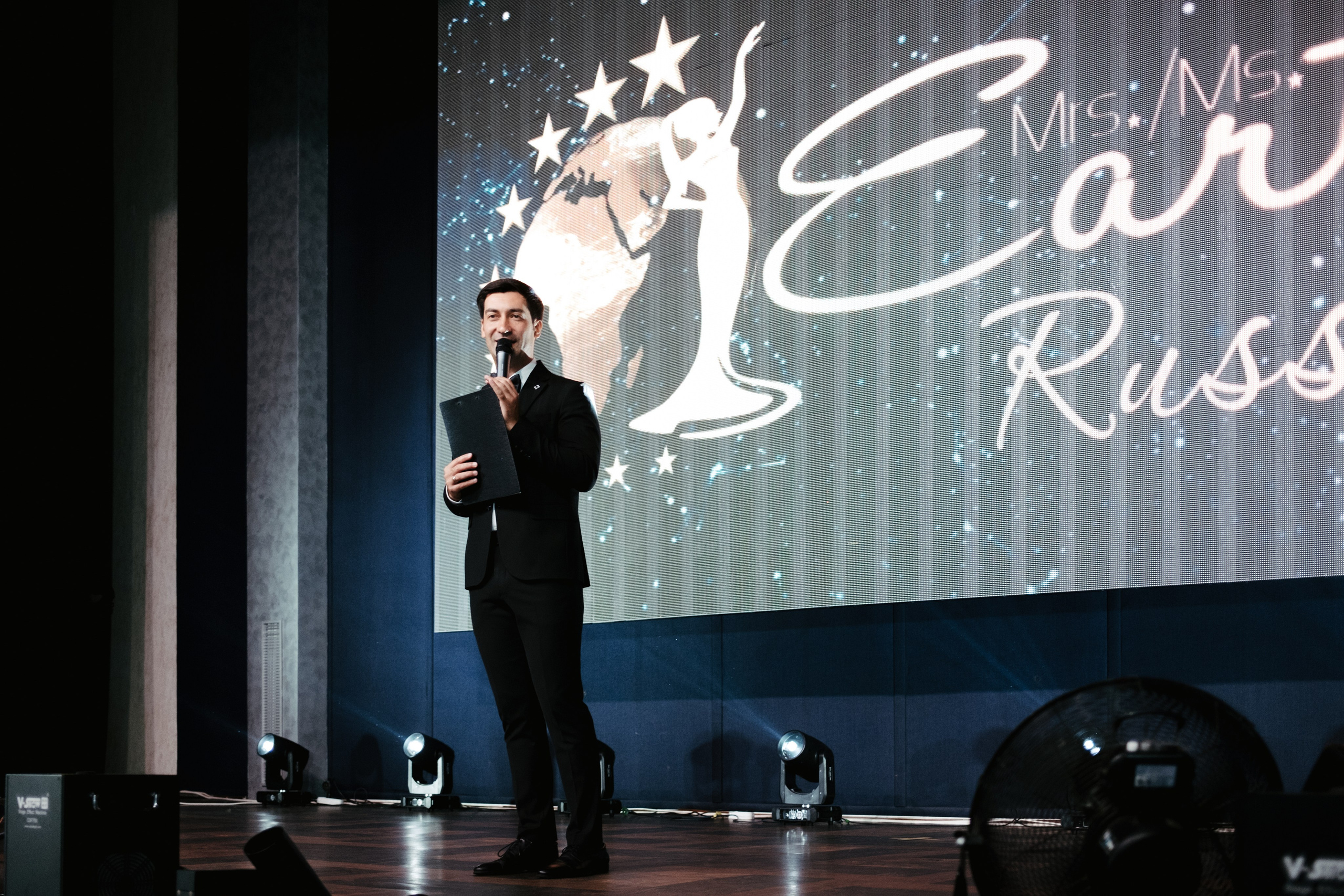 Мисс и Миссис Россия Земли Краснодар 2025 программа. Свадебный и репортажной фотограф Денис Ожигин в Краснодаре и Краснодарском крае