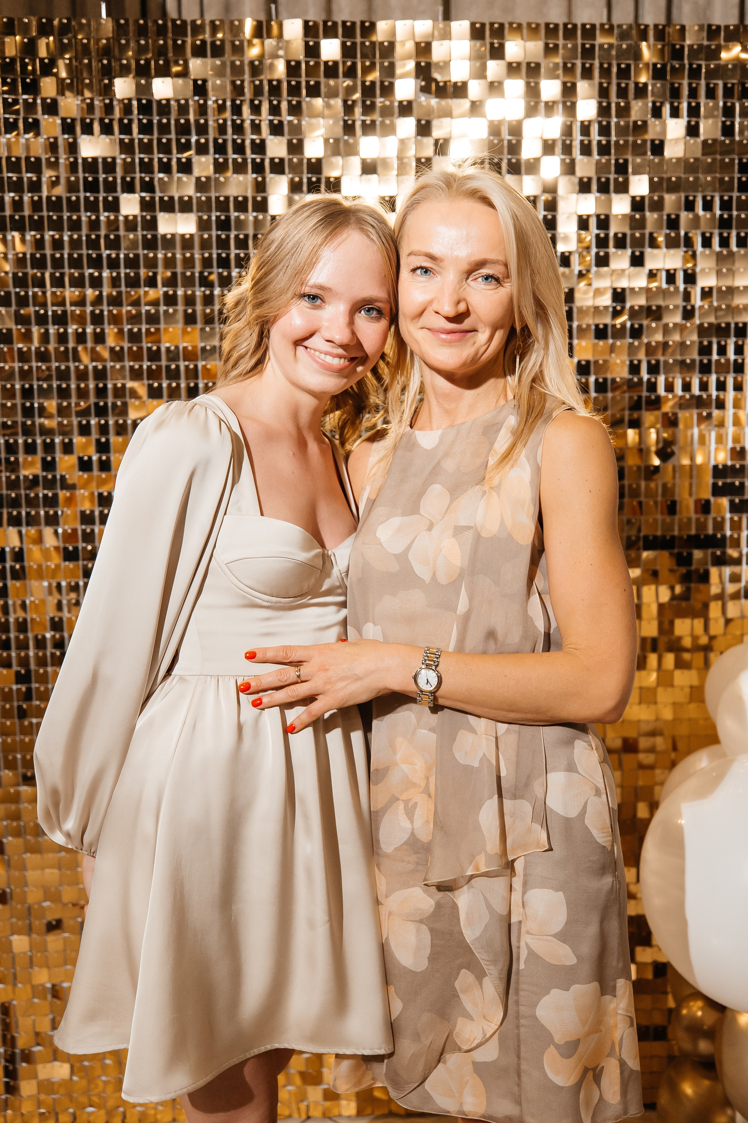 2023-06-23 Выпускной МБОУ СОШ № 10. Фотограф в Красноярске