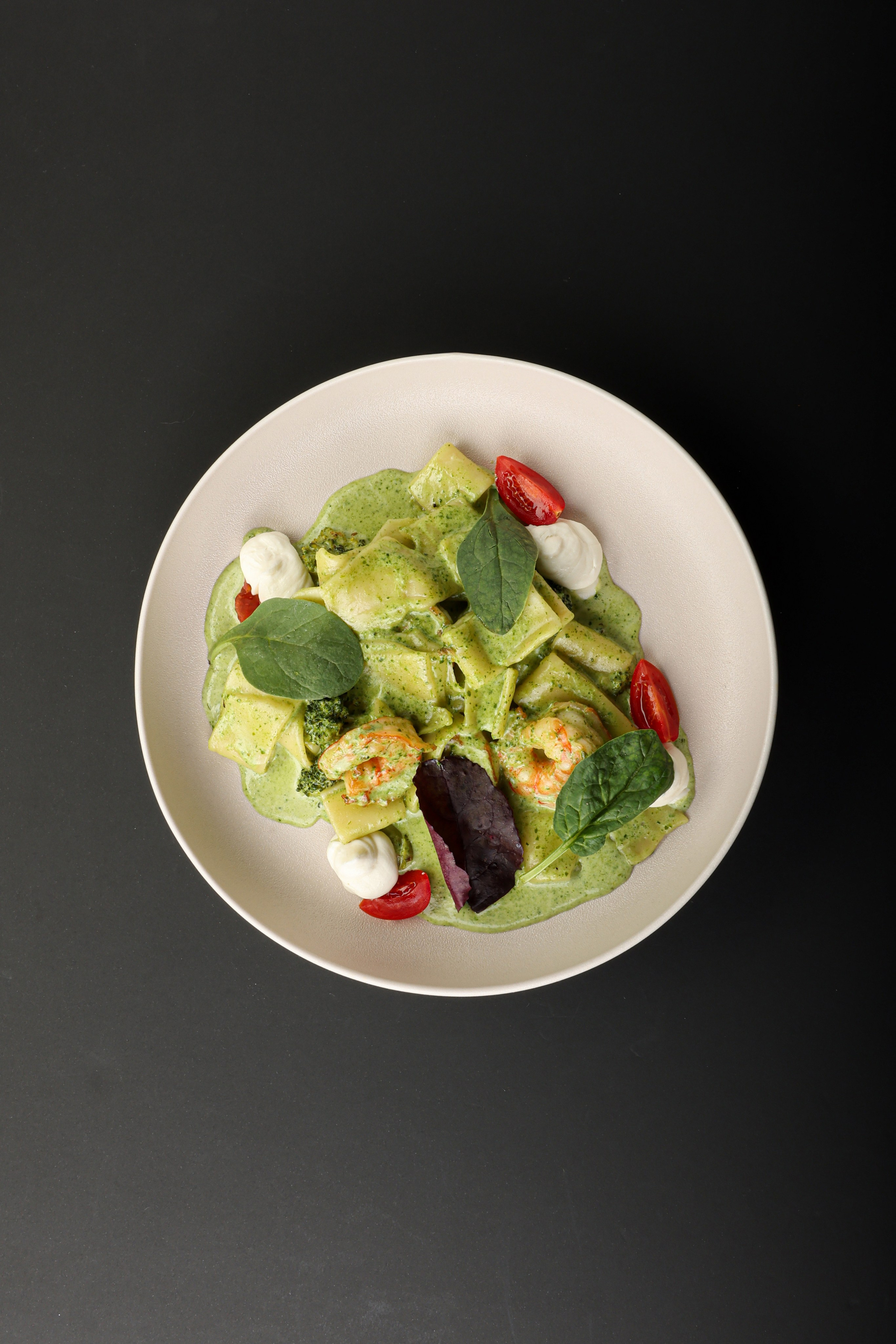 APPLEMANIA. Фотограф Самира Абдуллаева