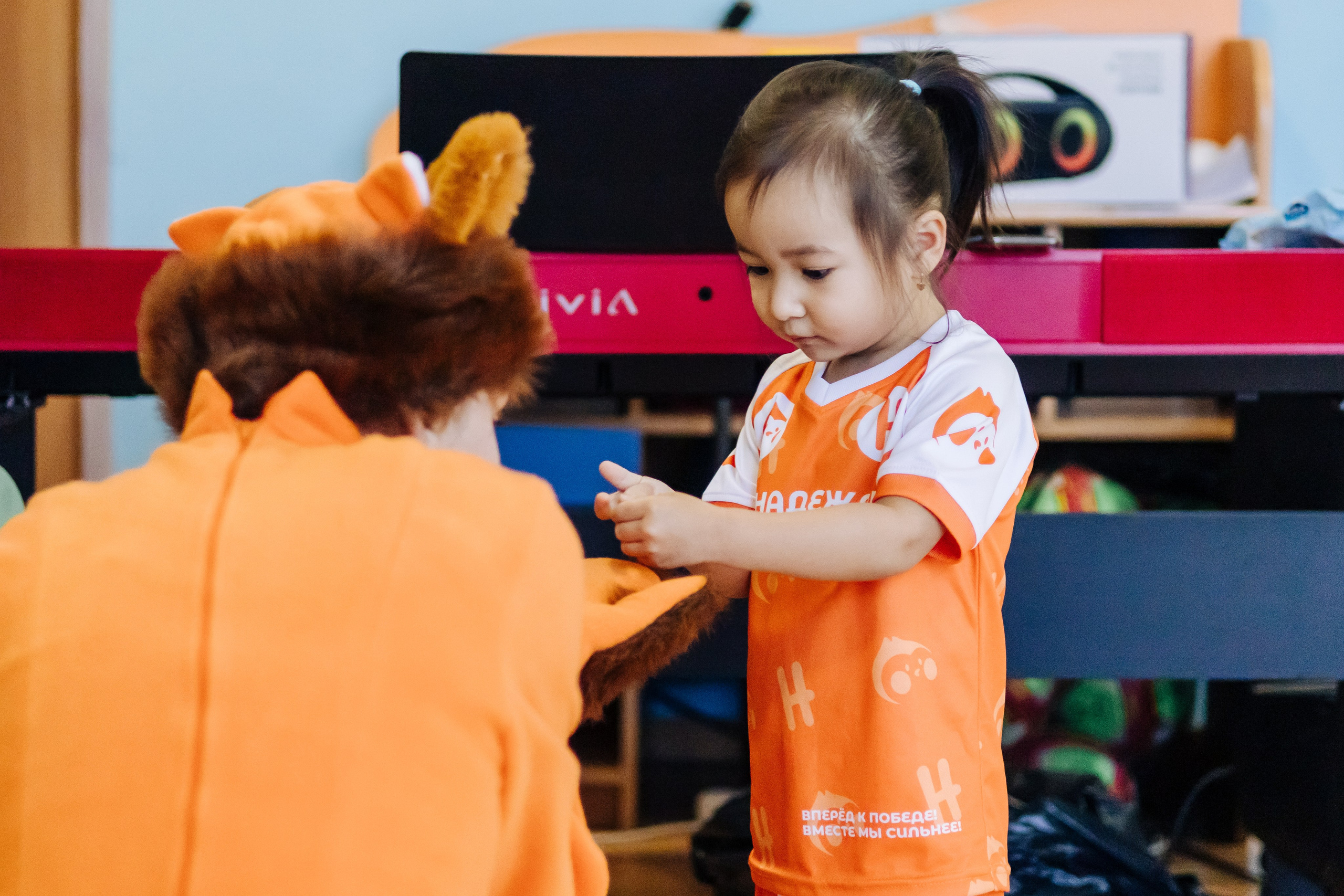 Фотосессия с кубком в детских садах г. Магнитогорска. Денис Прохоров Фотограф в г. Магнитогорск