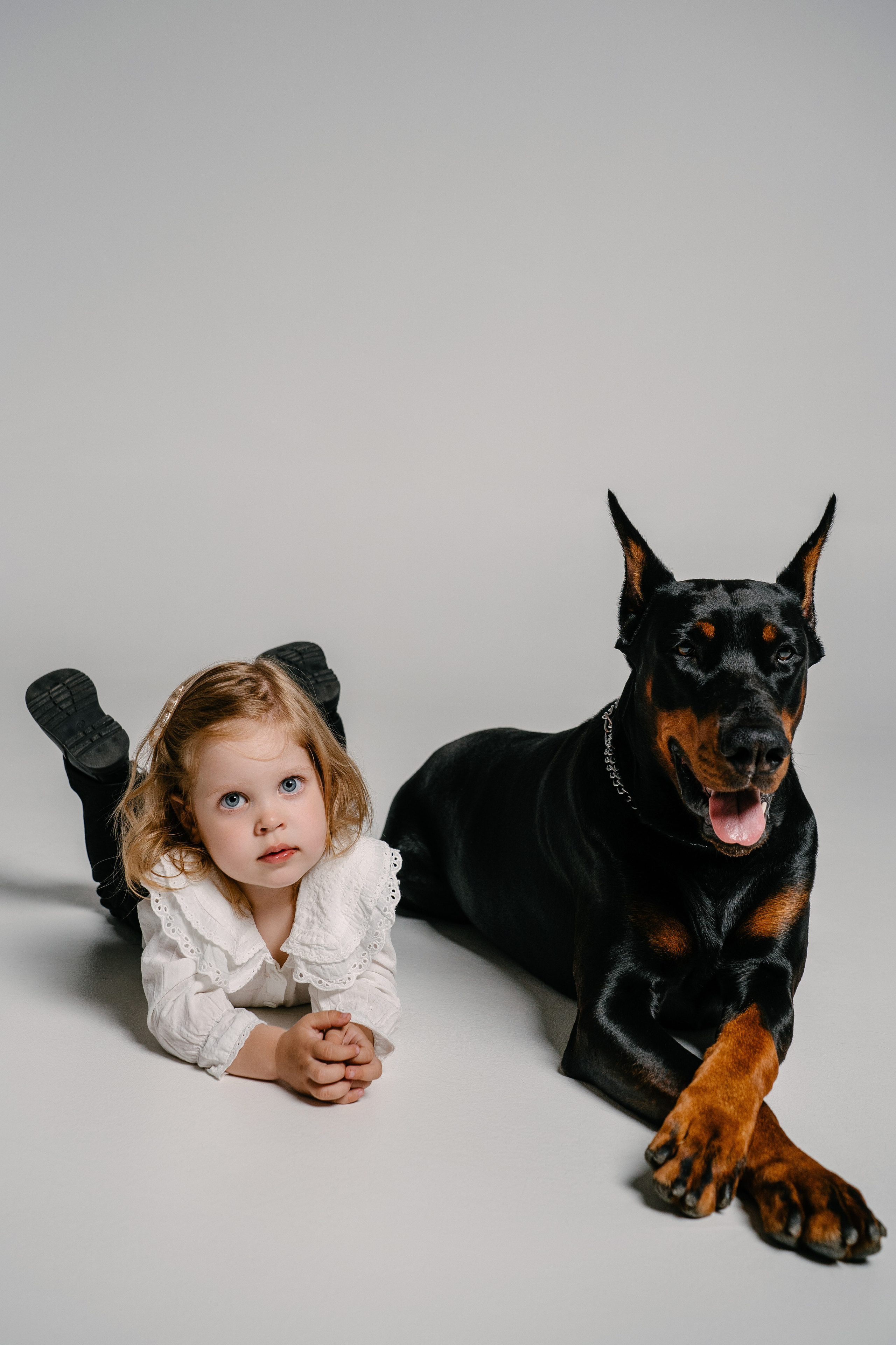 Малышка Эмилия и Доберман Кай. Свадебный и семейный фотограф в Воронеже Анастасия Бойко