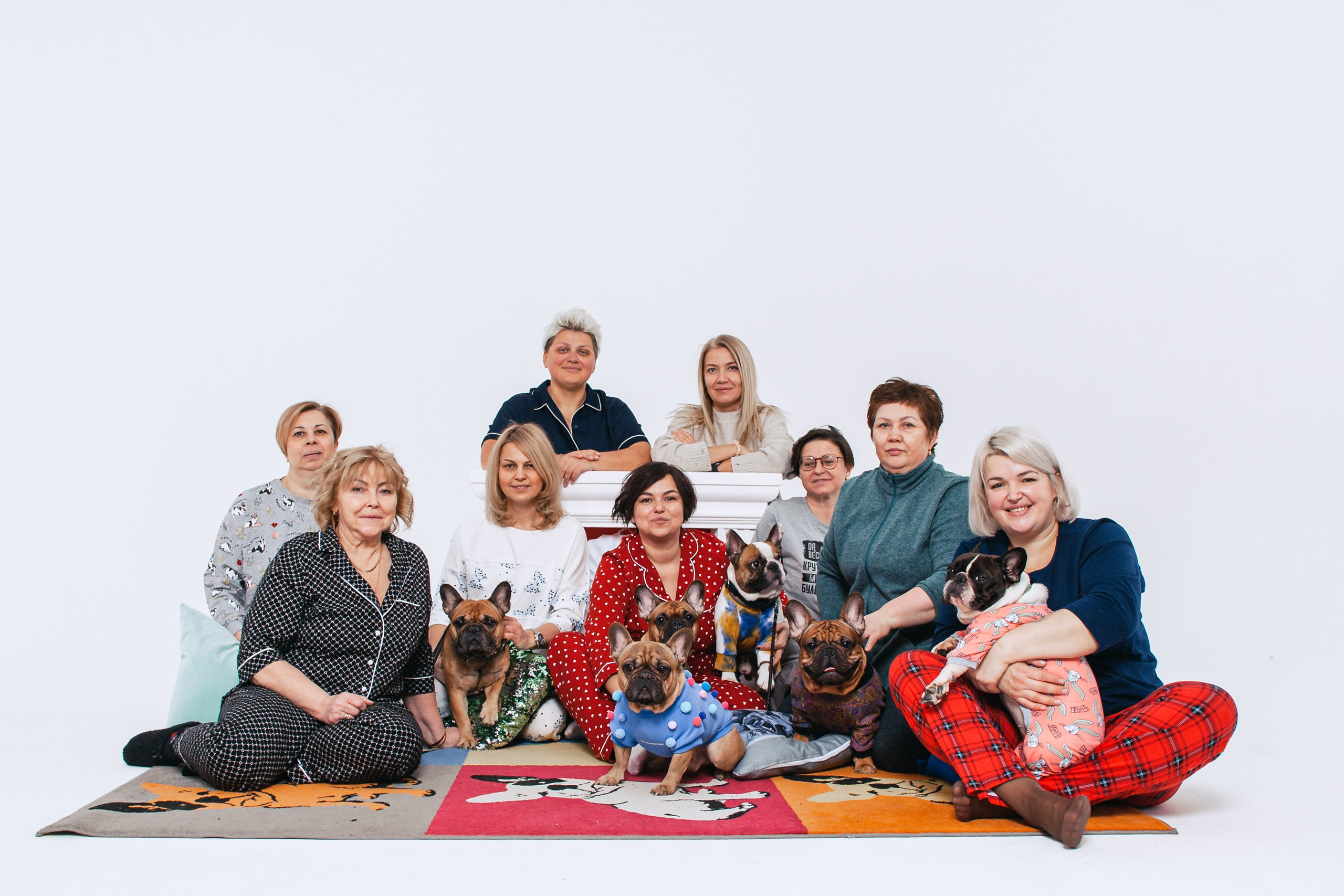 Пижамная вечеринка французских бульдогов и их хозяев. Фотограф-анималист Татьяна Степанова