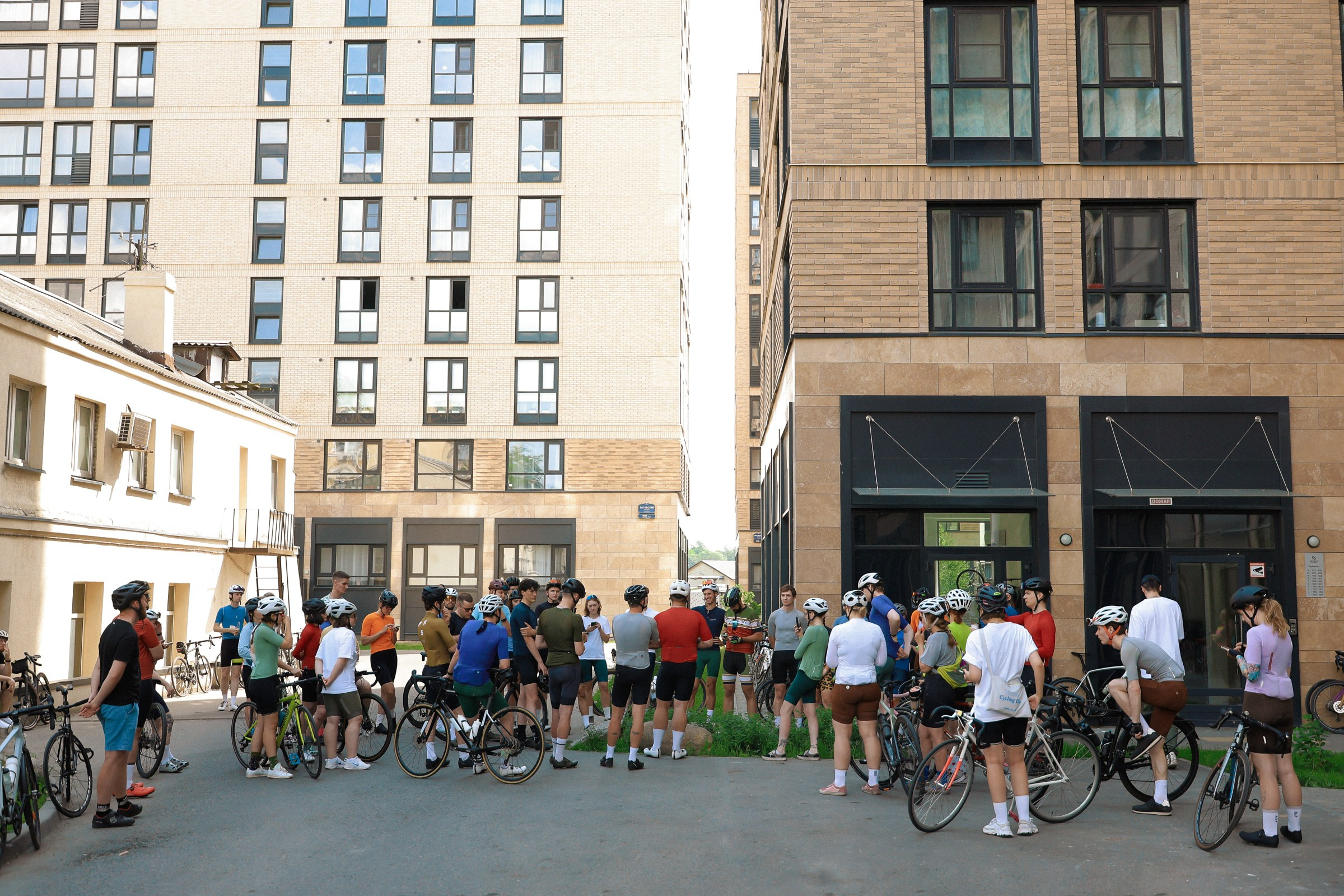 /РЕПОРТАЖ/ Открытие вело сезона VETER.CC SPB. 2024. Свадебный фотограф Великий Новгород Станислав Кособудский