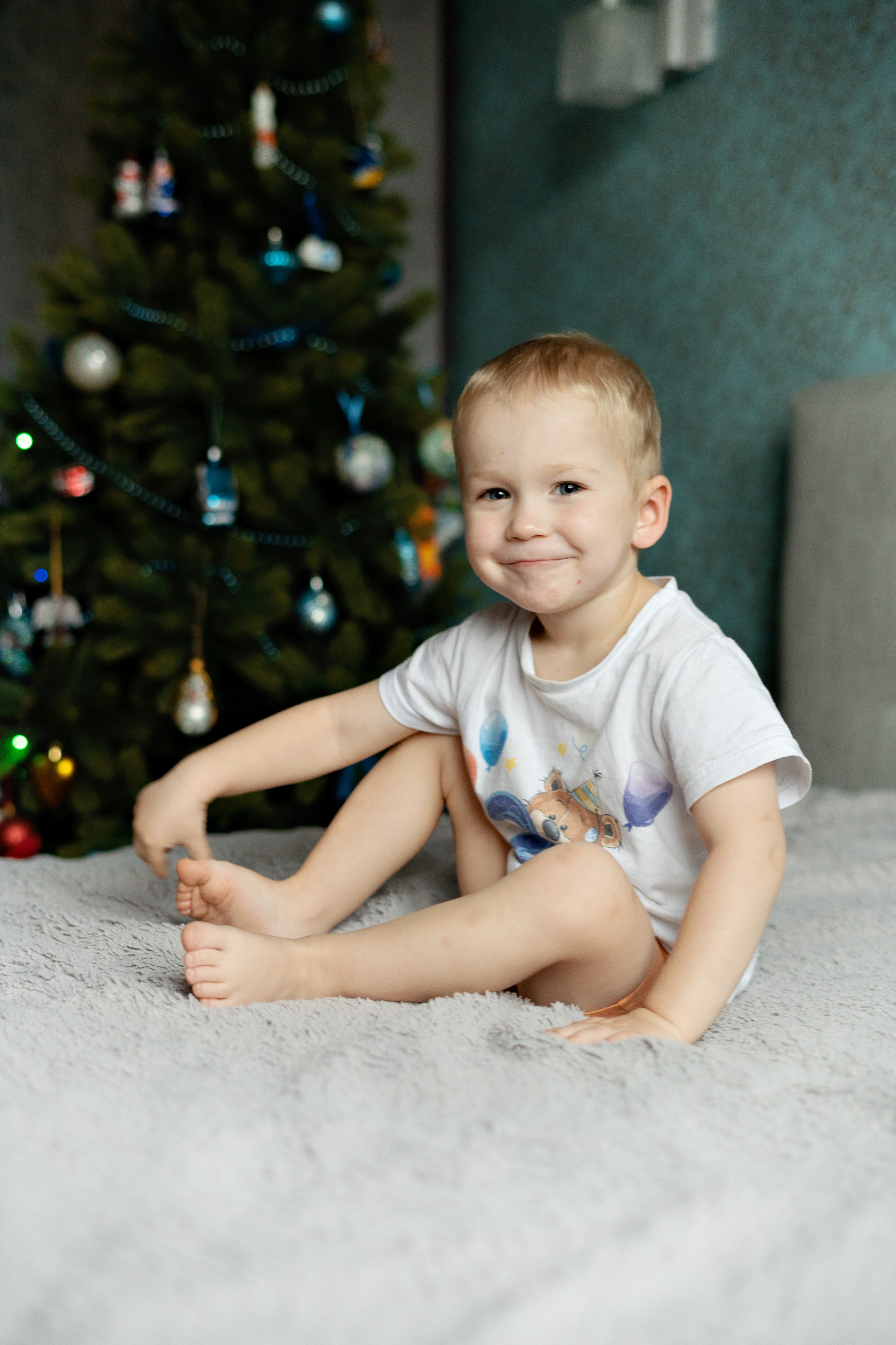 Новогодняя домашняя фотосессия (комната в квартире 14 кв.м). Семейный и детский фотограф в Москве Екатерина Офицерова