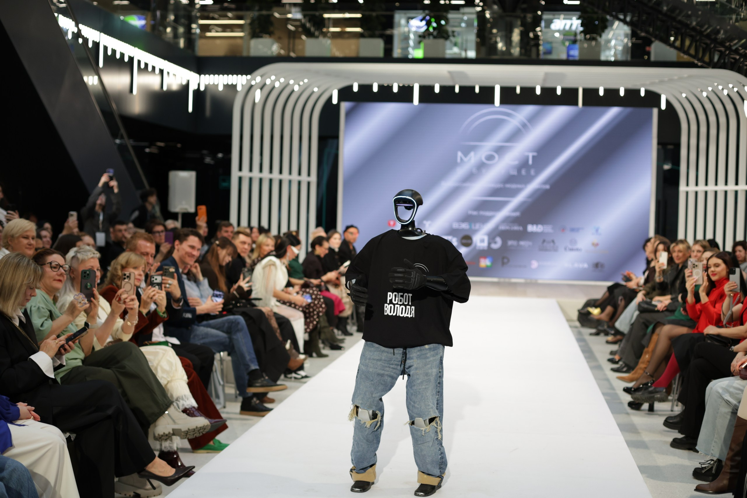 Moscow Fashion Week — Финал конкурса «МОСТ В БУДУЩЕЕ»,. Jane Kudryavtseva — Репортажный и портретный топ фотограф Москва