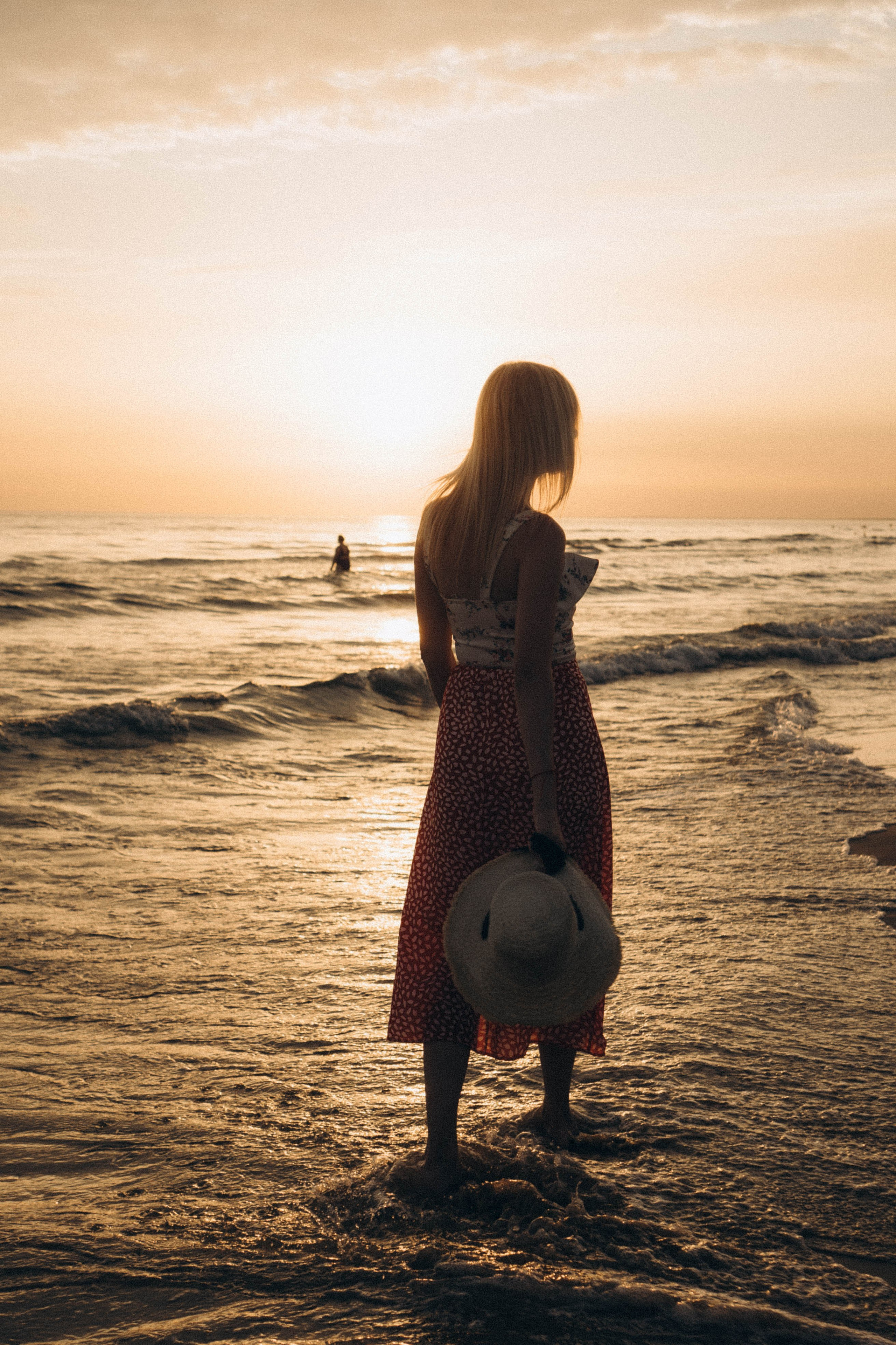 Июльский вечер на берегу черного моря. Профессиональный фотограф, Санкт-Петербург — Виктория Богомолова