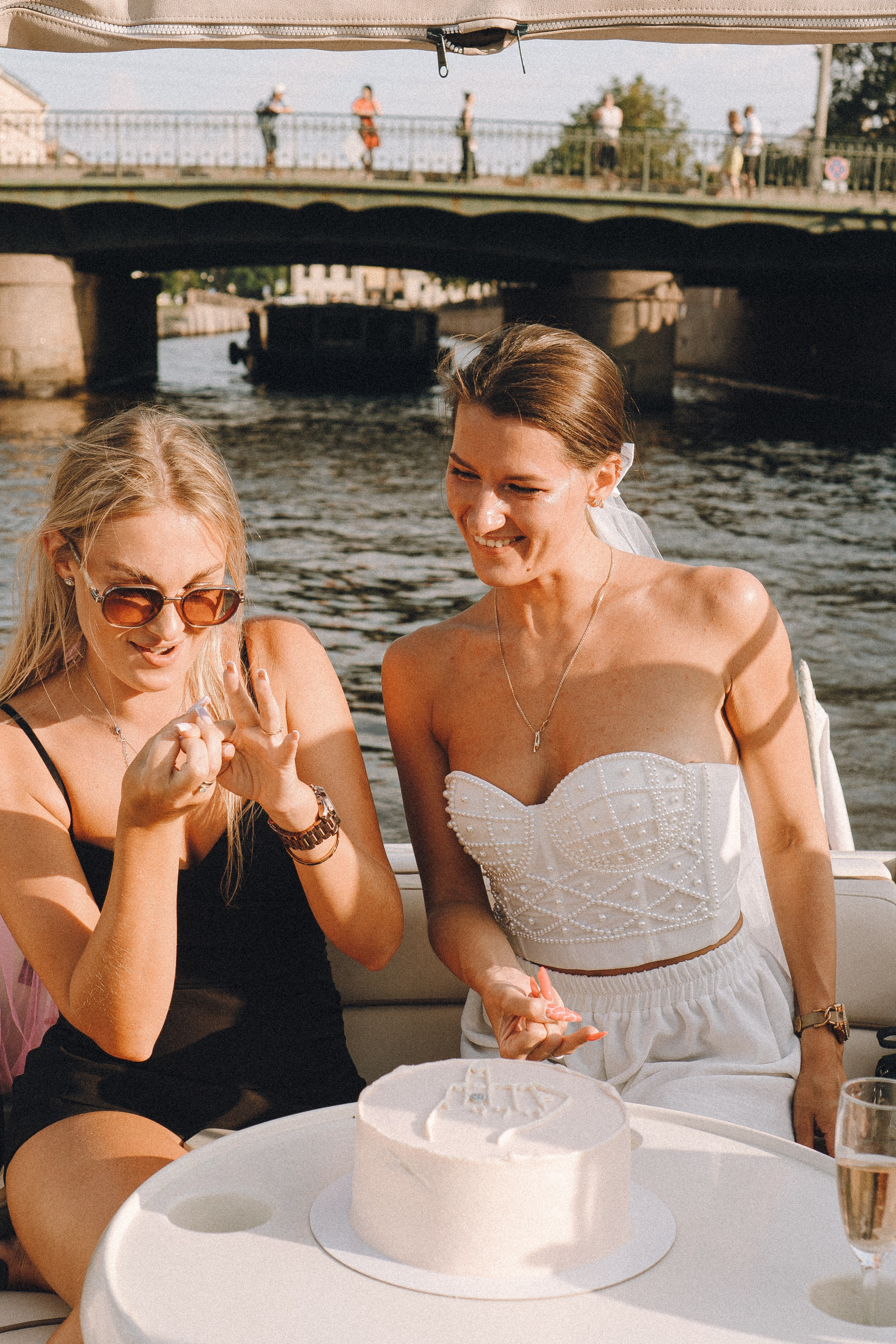 ДЕВИЧНИК НА КАТЕРЕ. Профессиональный фотограф, Санкт-Петербург — Виктория Богомолова