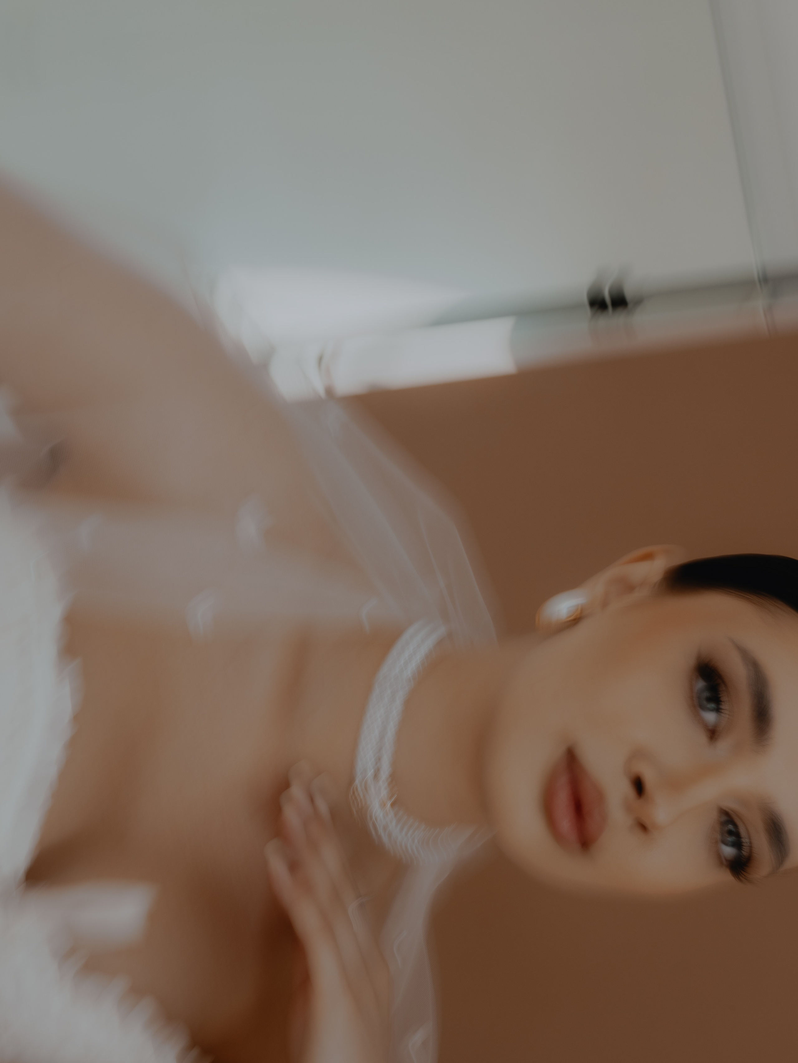 Мария в ArtModa (вариант утра невесты). Свадебные фотографы в Гомеле и Минске Сергей и Анастасия Фещенок