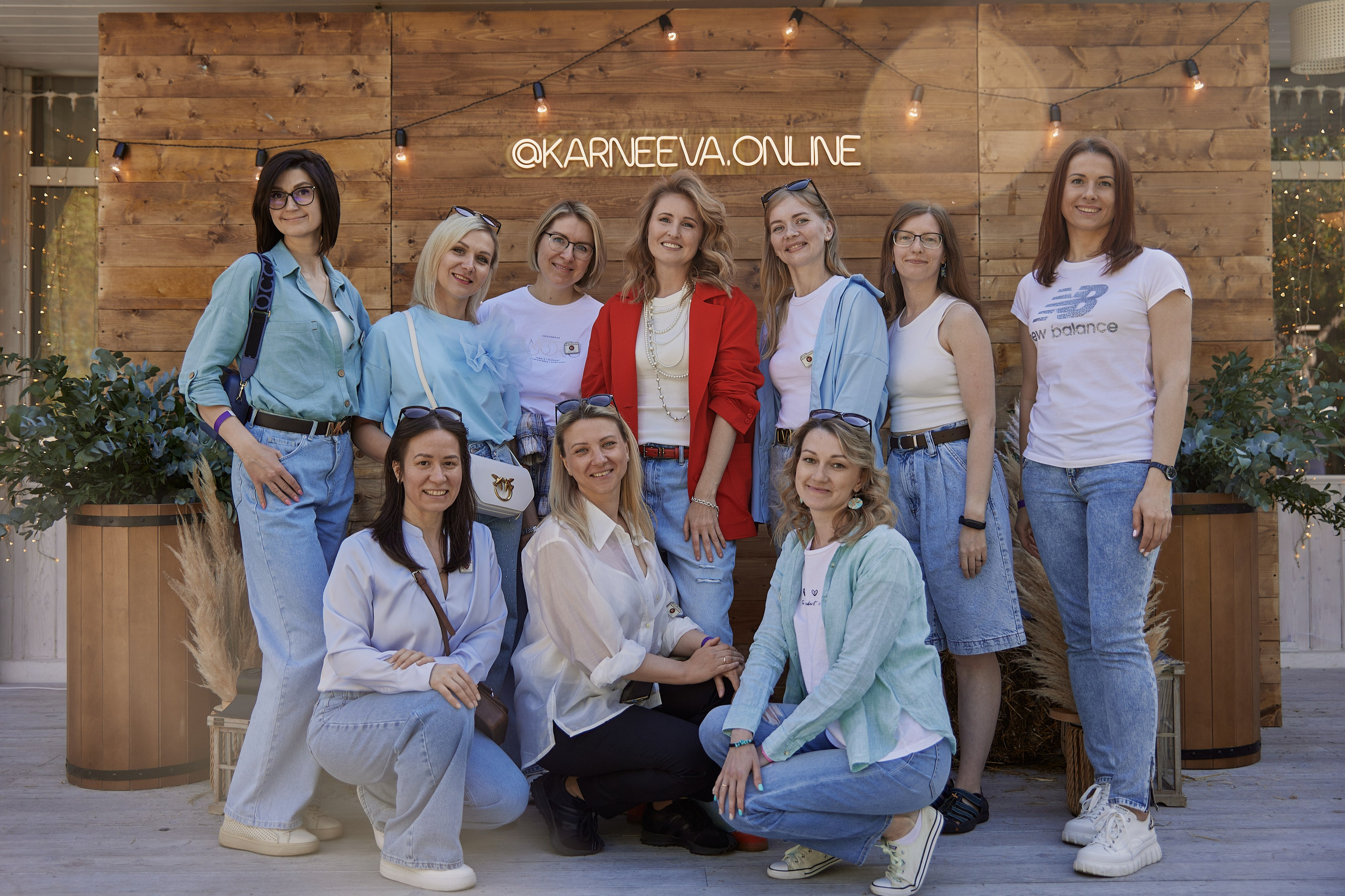 Выпускной Karneeva.online 2024. Репортажный и семейный фотограф Ухова Наталья в Москве