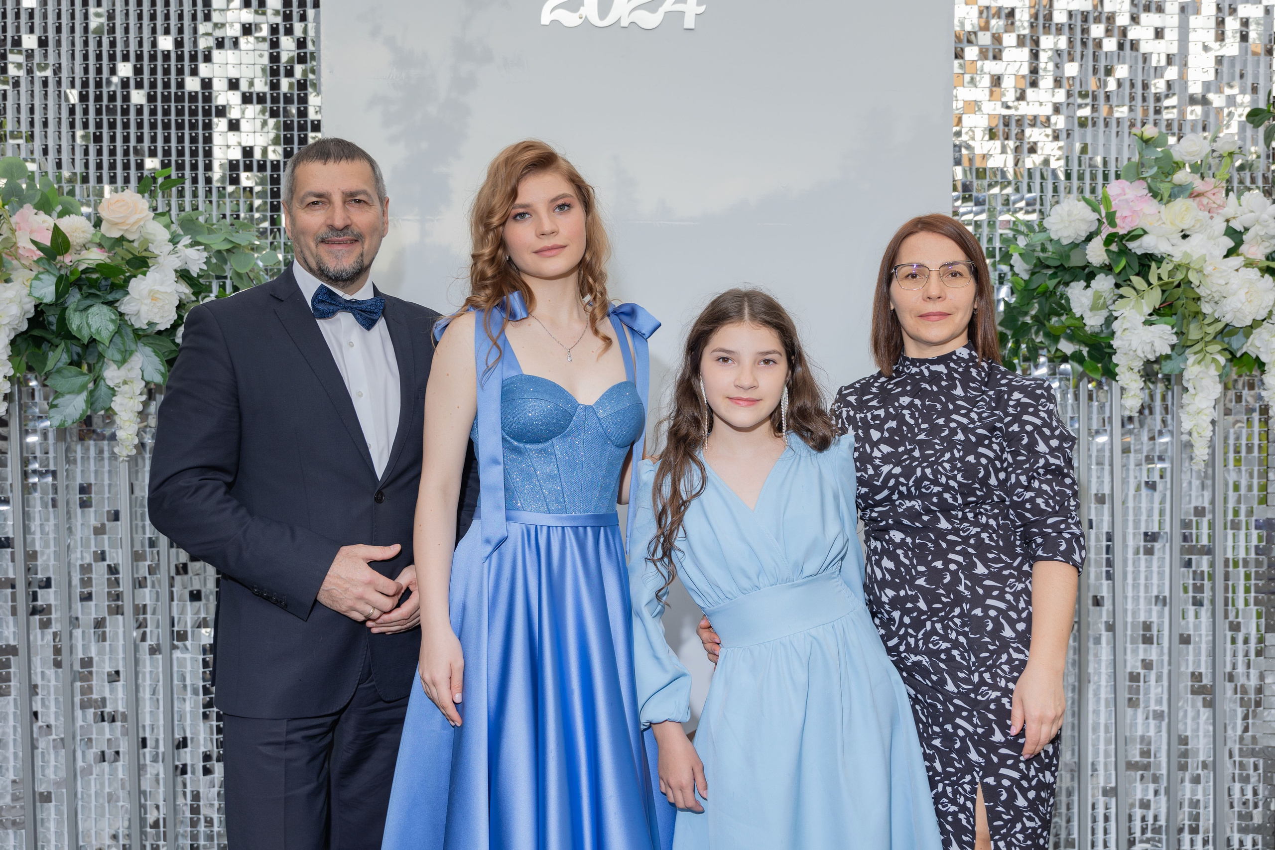 Выпускной вечер в школе № 58. Выпускные альбомы во Владивостоке