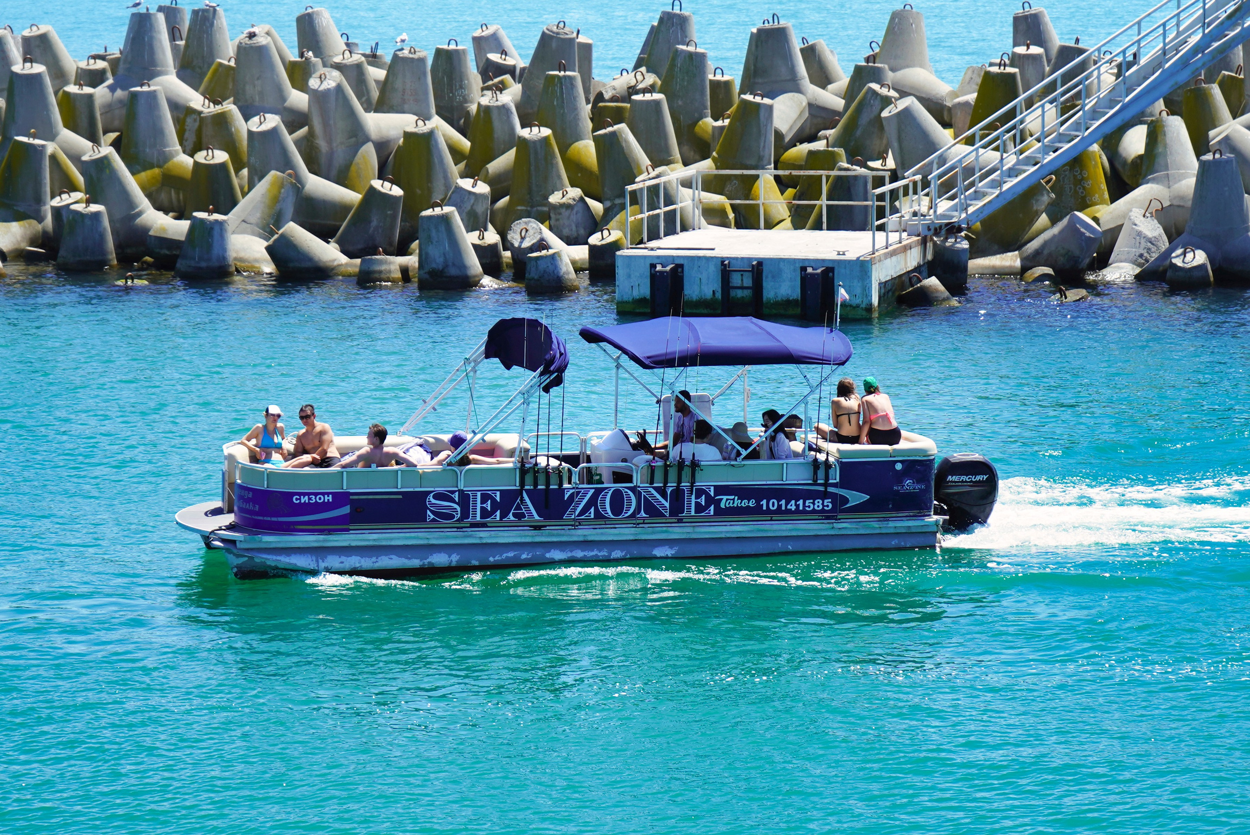 Рыбалка Аренда Рыбалка в Сочи Яхтанаморе YACHTANAMORE