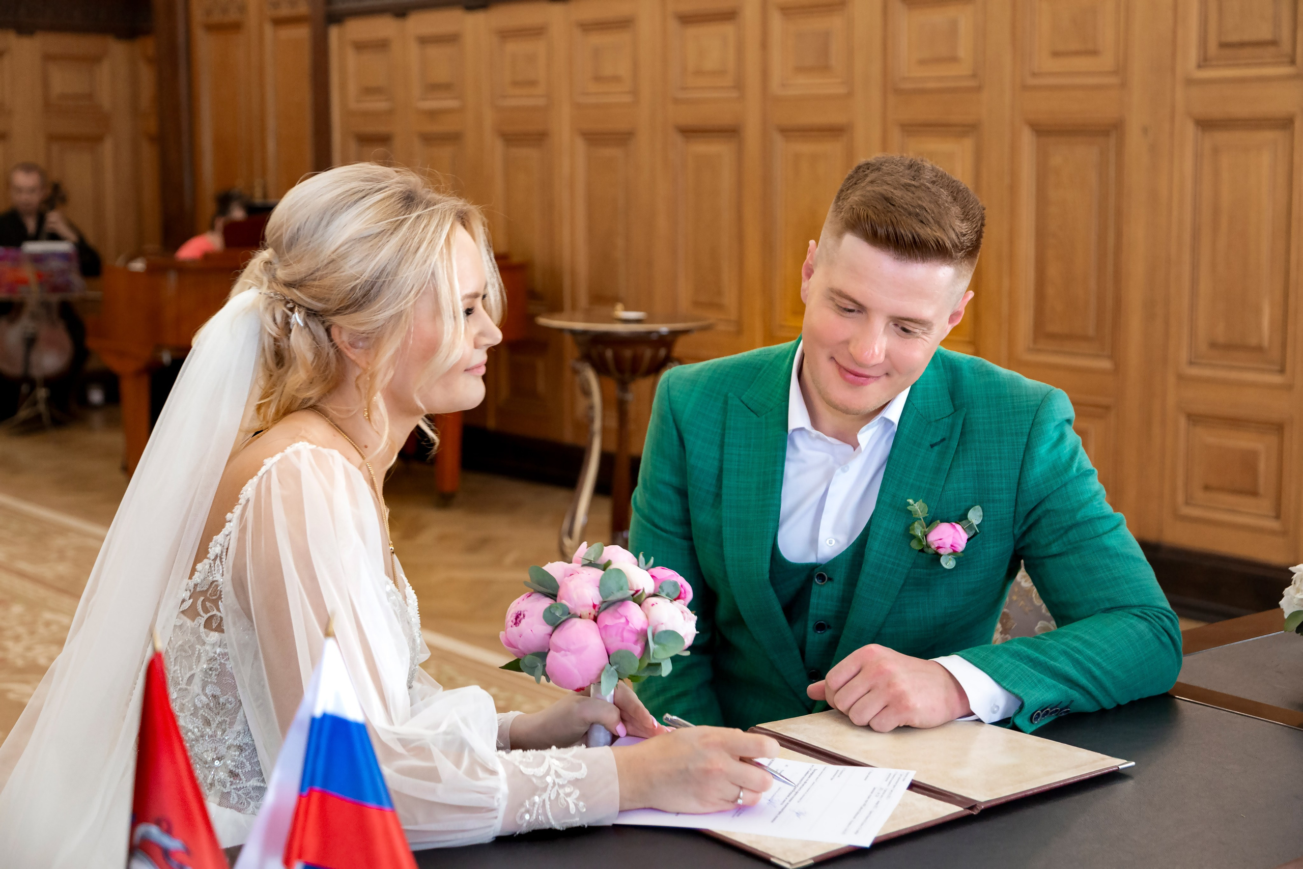 Кирилл и Наталья ~ Грибоедовский ЗАГС № 1. Семейный и свадебный фотограф в Москве Татьяна Седлецкая