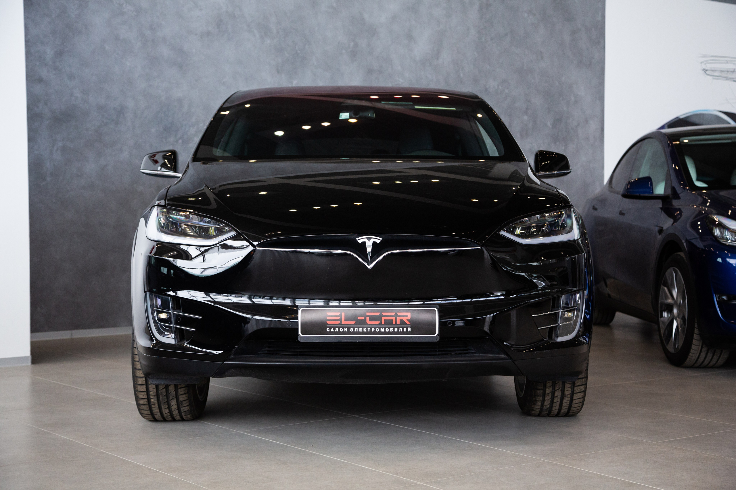 Салон электромобилей El-Car. Свадебный фотограф Пермь Олеся Брагина