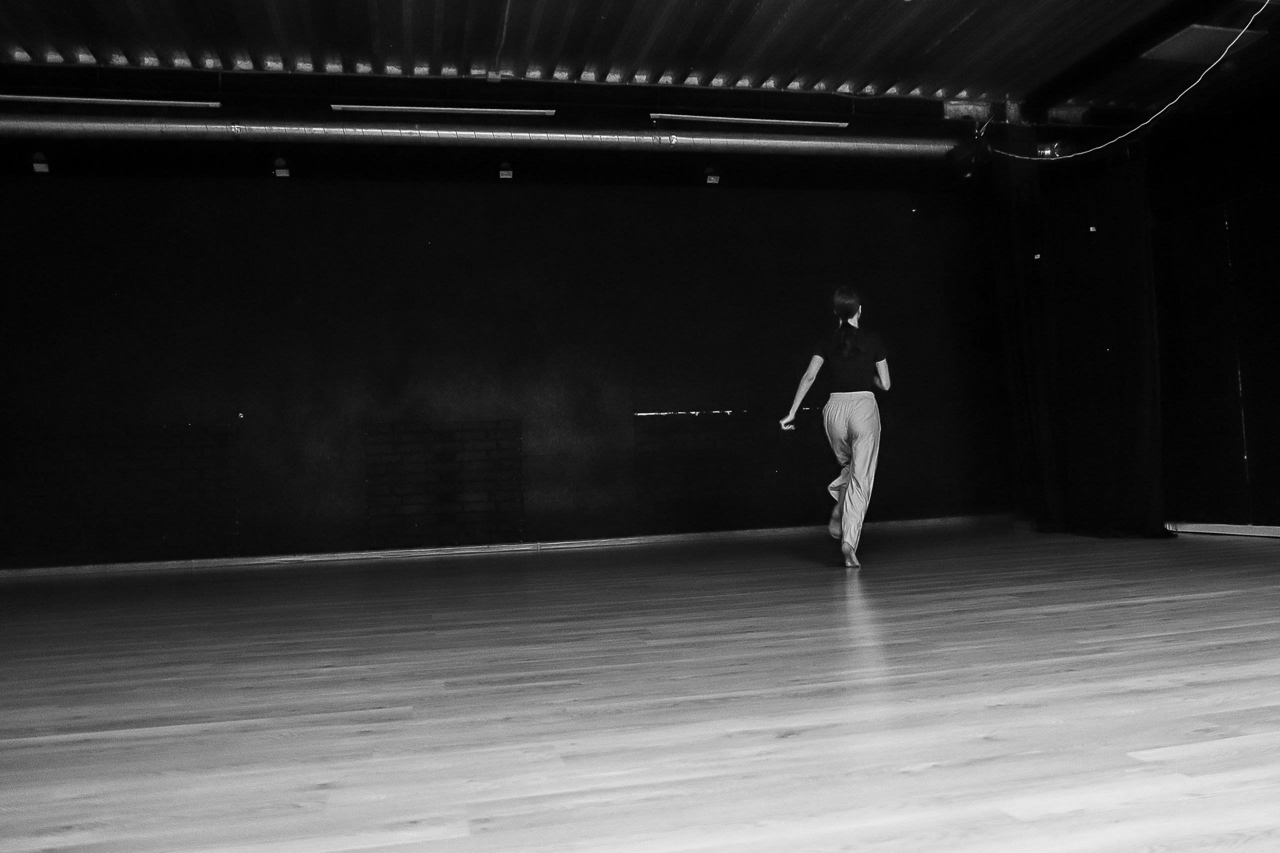 Современный показ Подземка. Небесные ласточки. Фотограф Юлия Мальцева