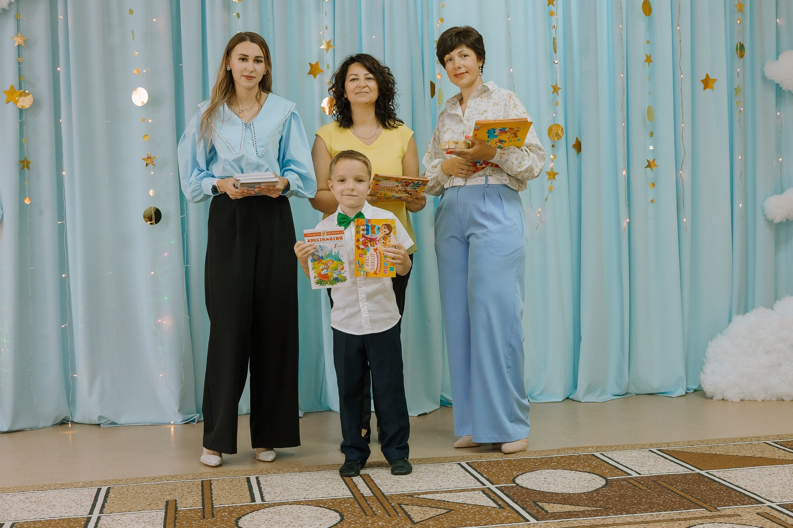 Выпускной в ДС -29. Выпускные альбомы Натальи Бутко: Новороссийск, Анапа, Геленджик