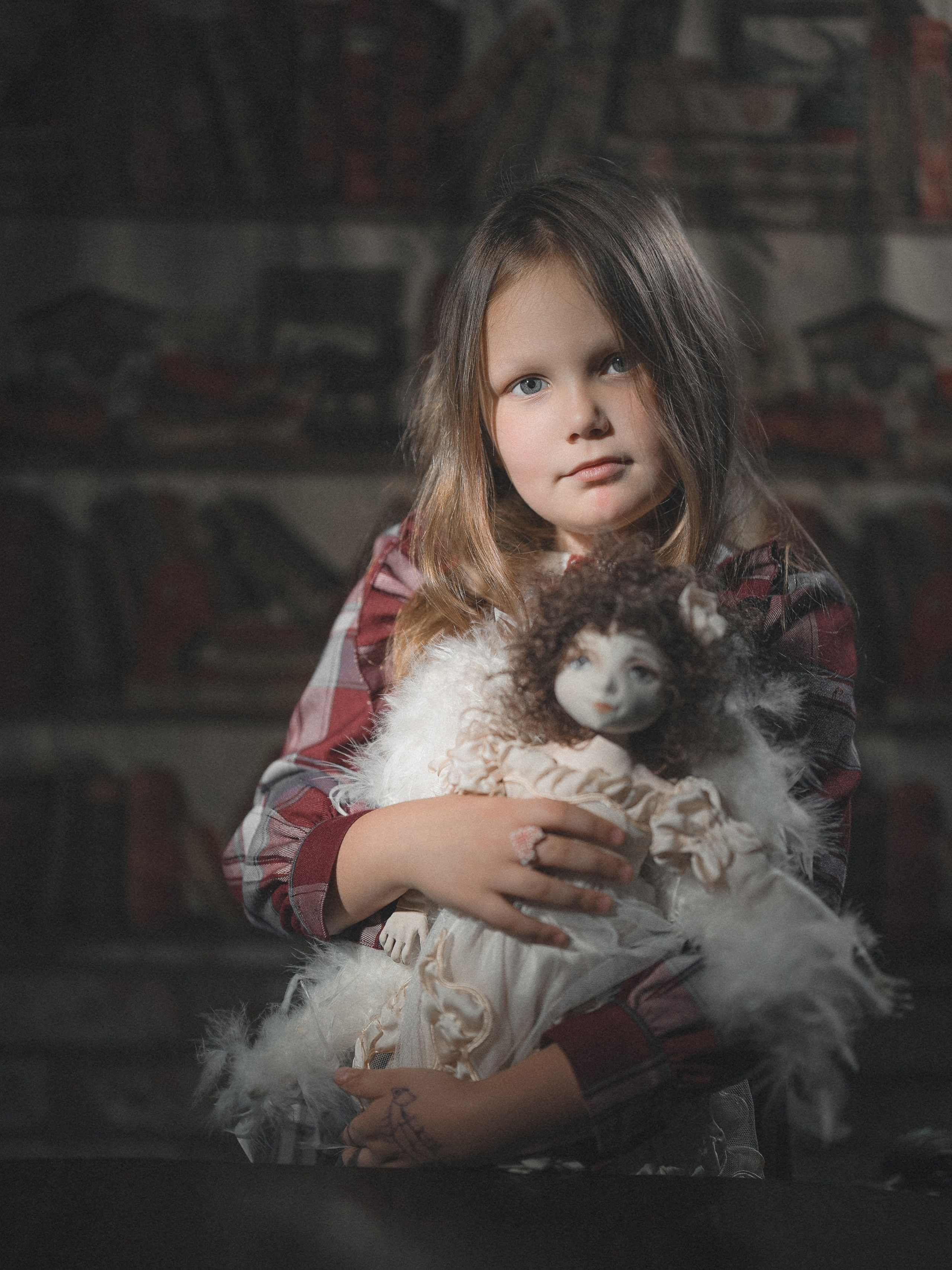 Примеры стилизации портретов и нестандартного света. Фотограф Олег Сотник