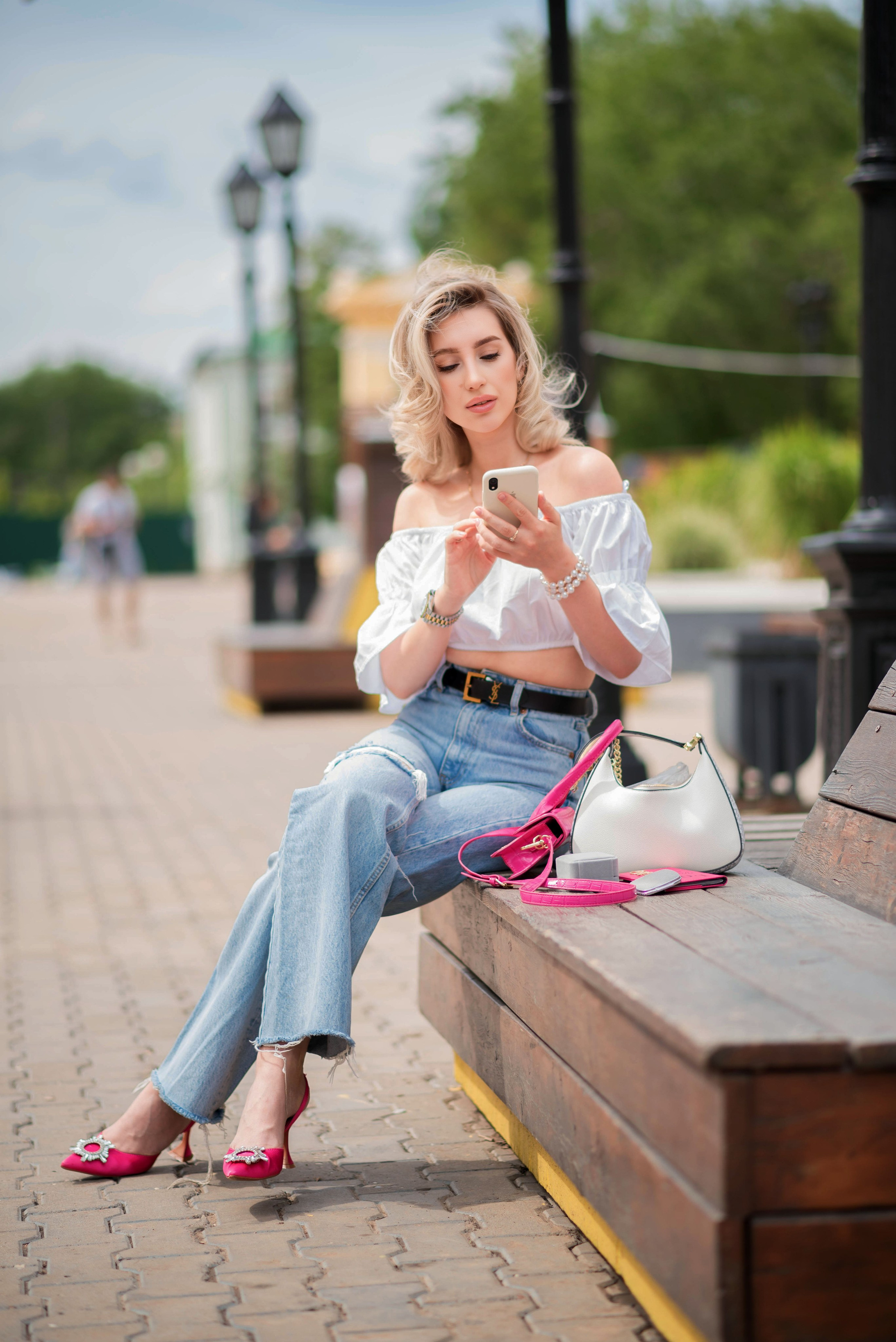 Магазинам одежды и обуви. Профессиональный фотограф в Оренбурге Ира Воздух