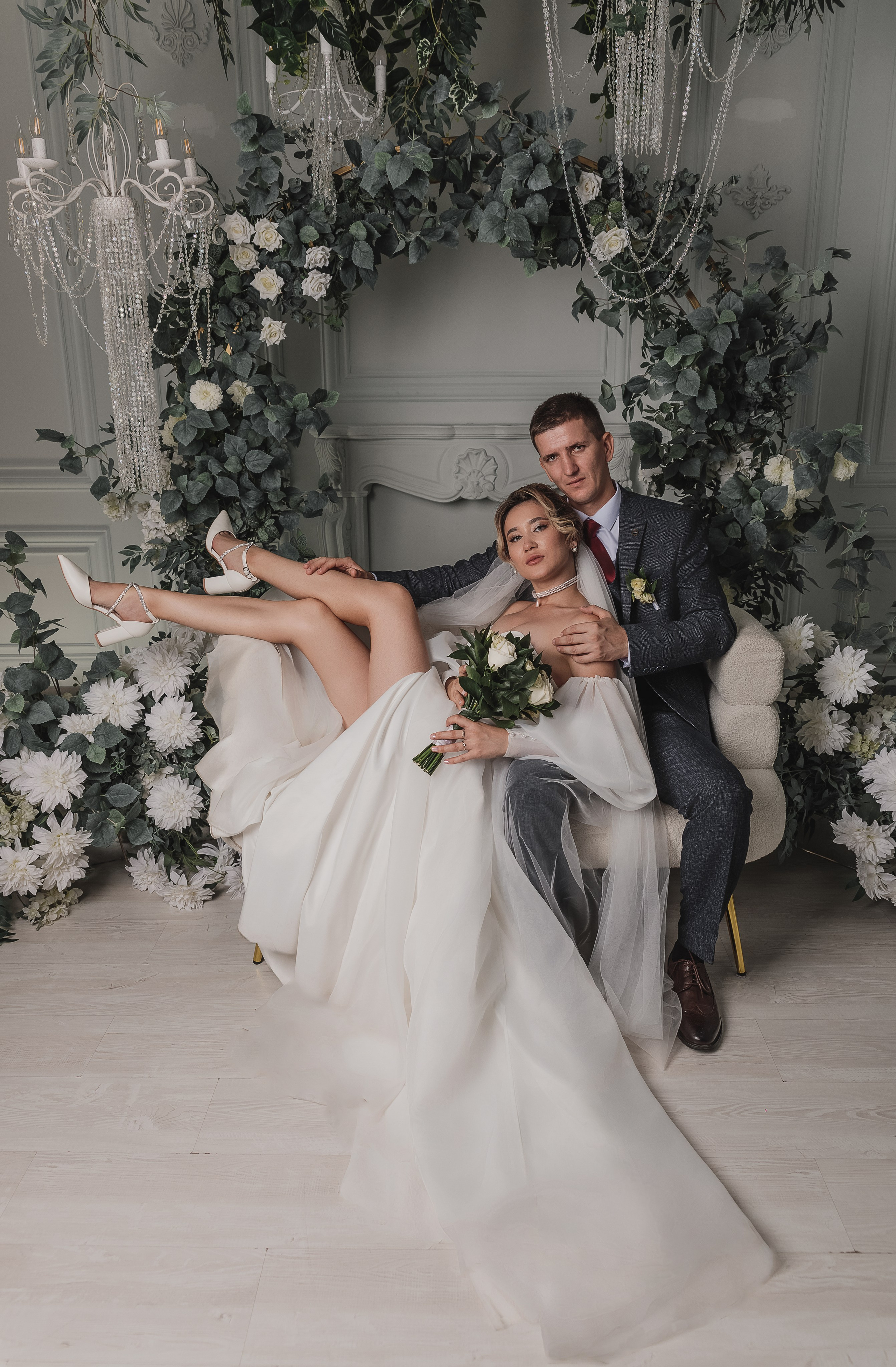 Свадебная фотосессия в фотостудии г. Саратова Яна и Сергей 28.08.2024. Свадебный фотограф, портретный фотограф в Москве и Саратове Оксана Анциферова