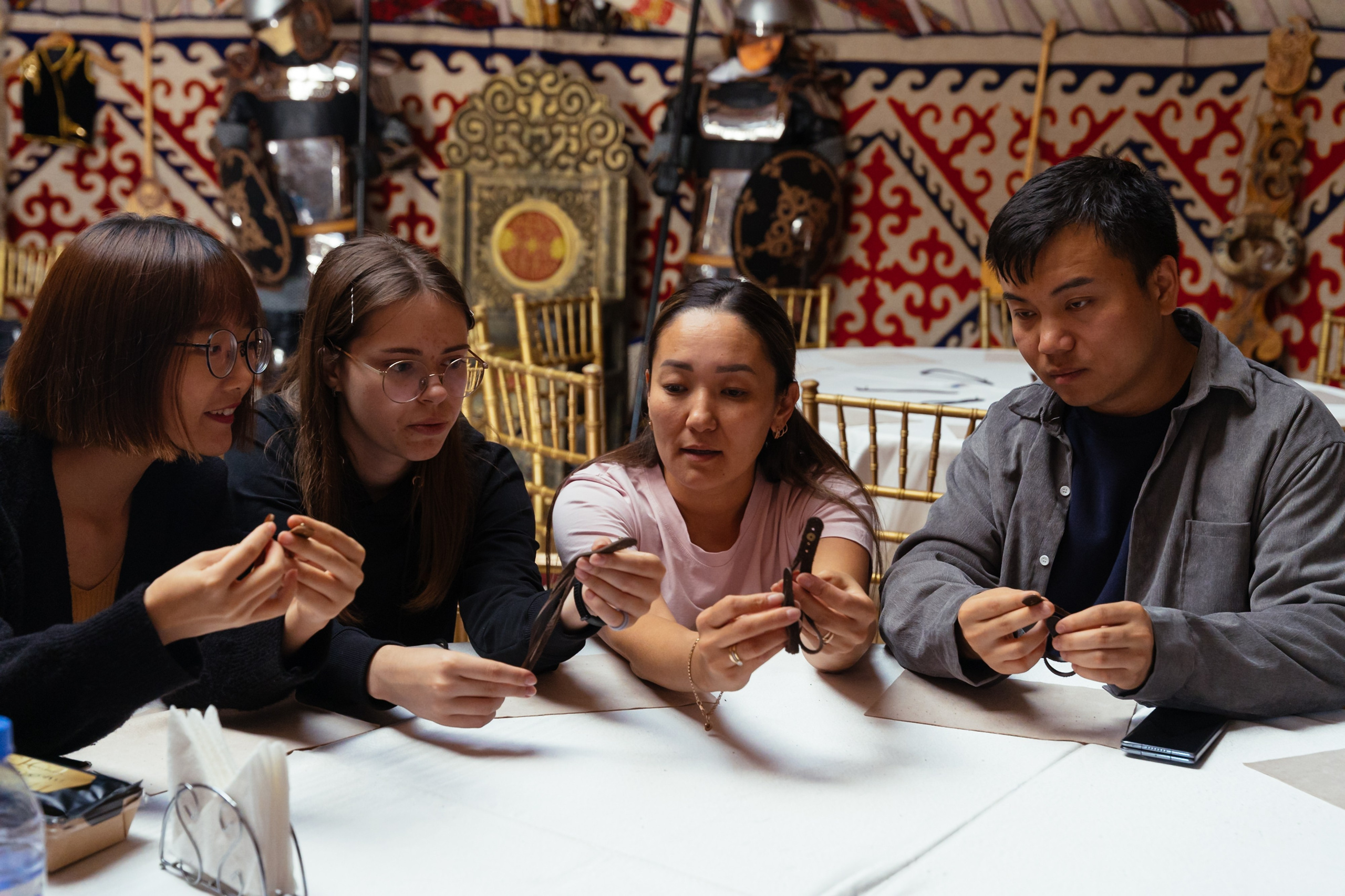 Team building — Eecca Summit. Репортажный фотограф в Астане — Диана Калтаева, портретный фотограф