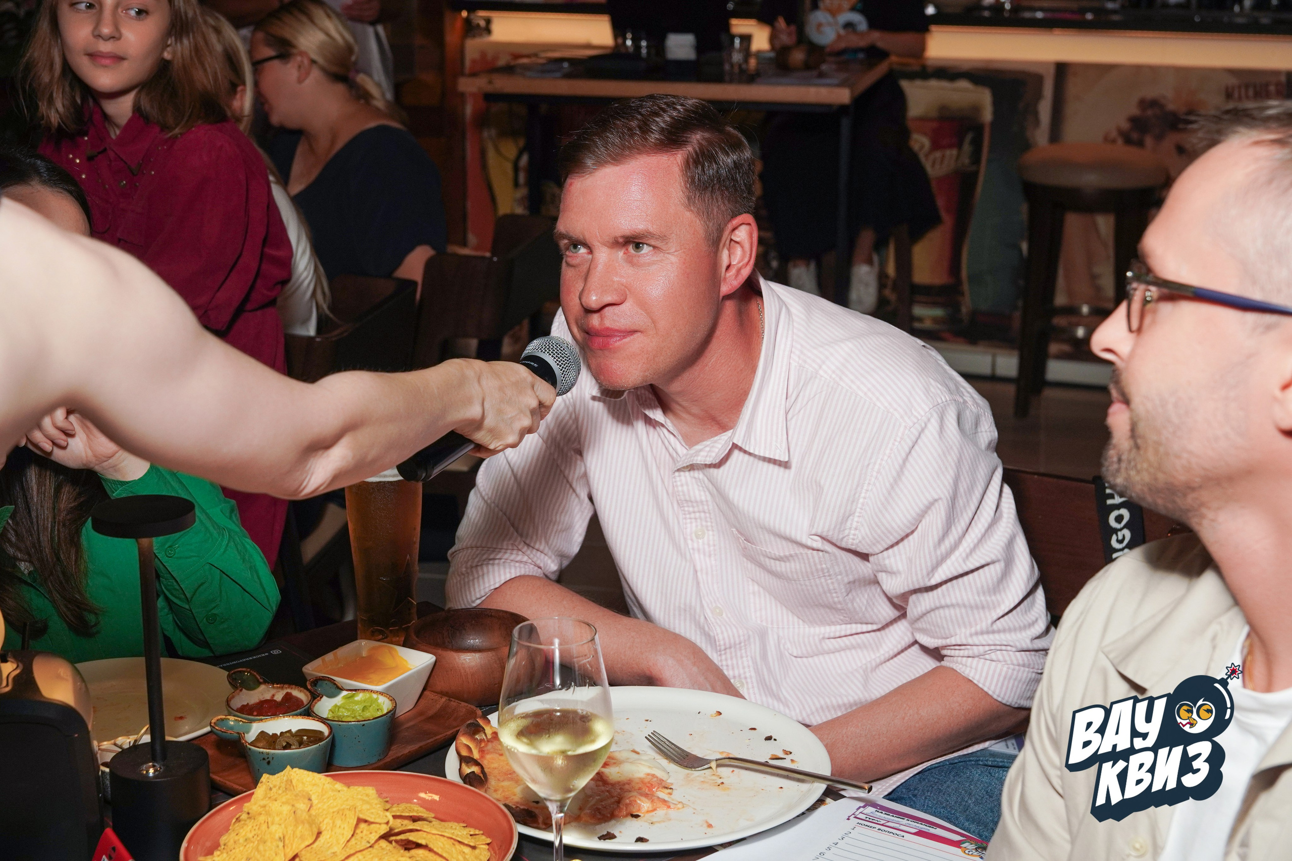 WOW QUIZ DUBAI. Фото | Видео Контент Мишель Ватаманюк