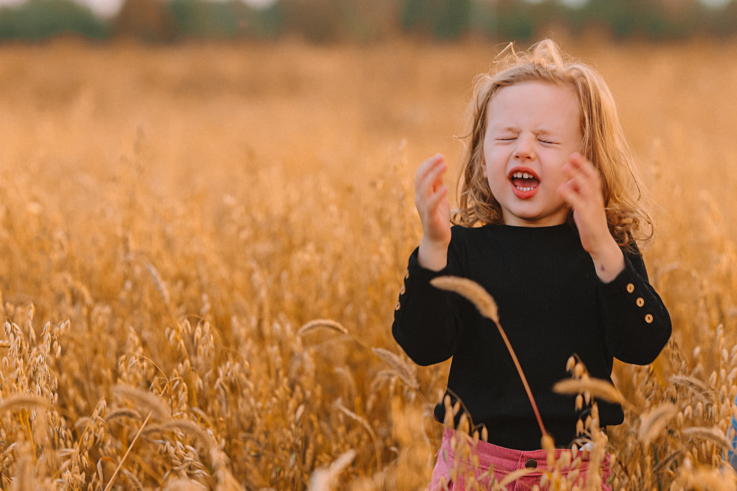 Поле. Семейный фотограф Тюмень, фотограф на роды Салмина Мария