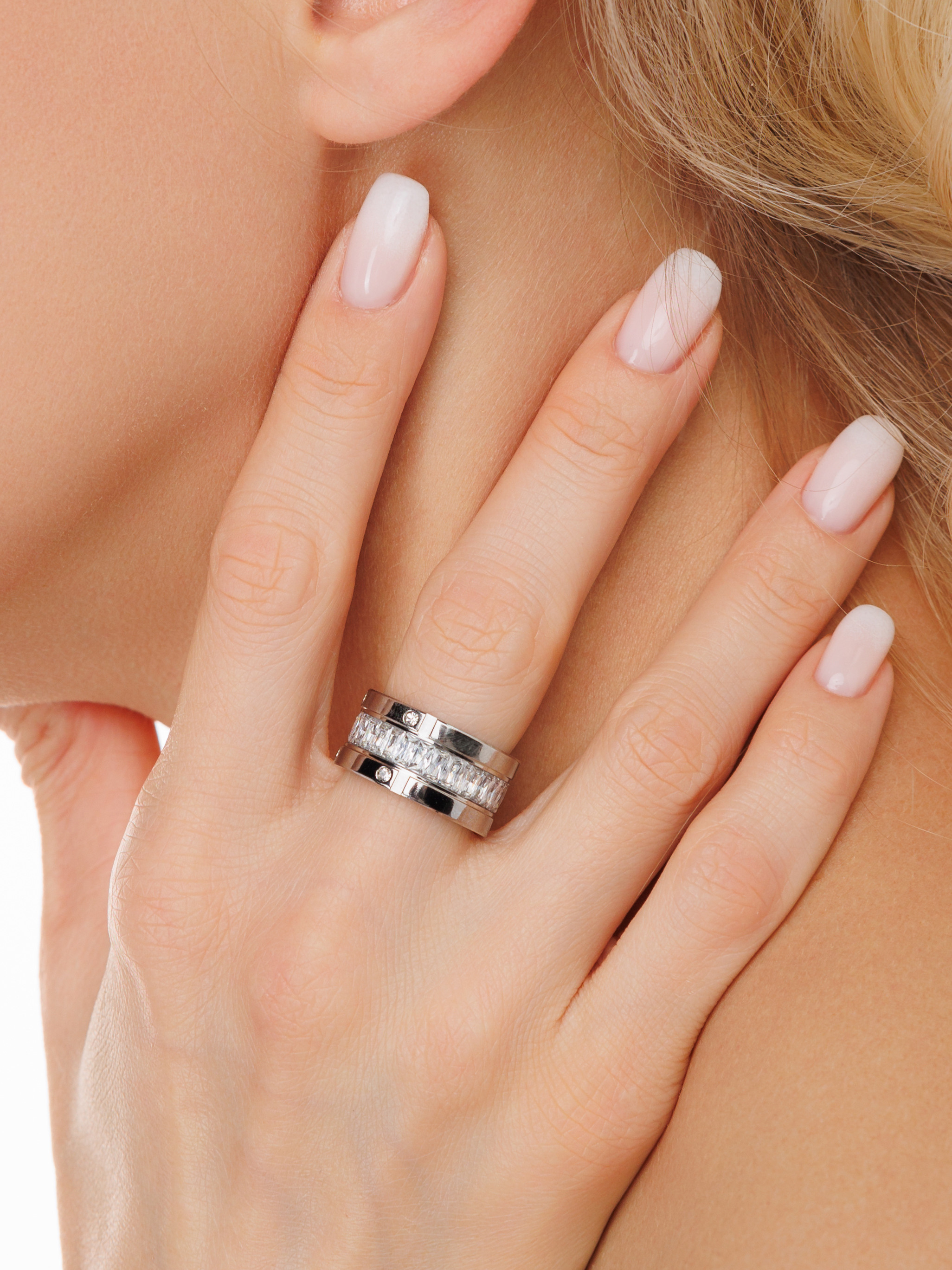 Съёмка бижутерии для маркетплейсов. Коммерческий фотограф Андрей Тремасов