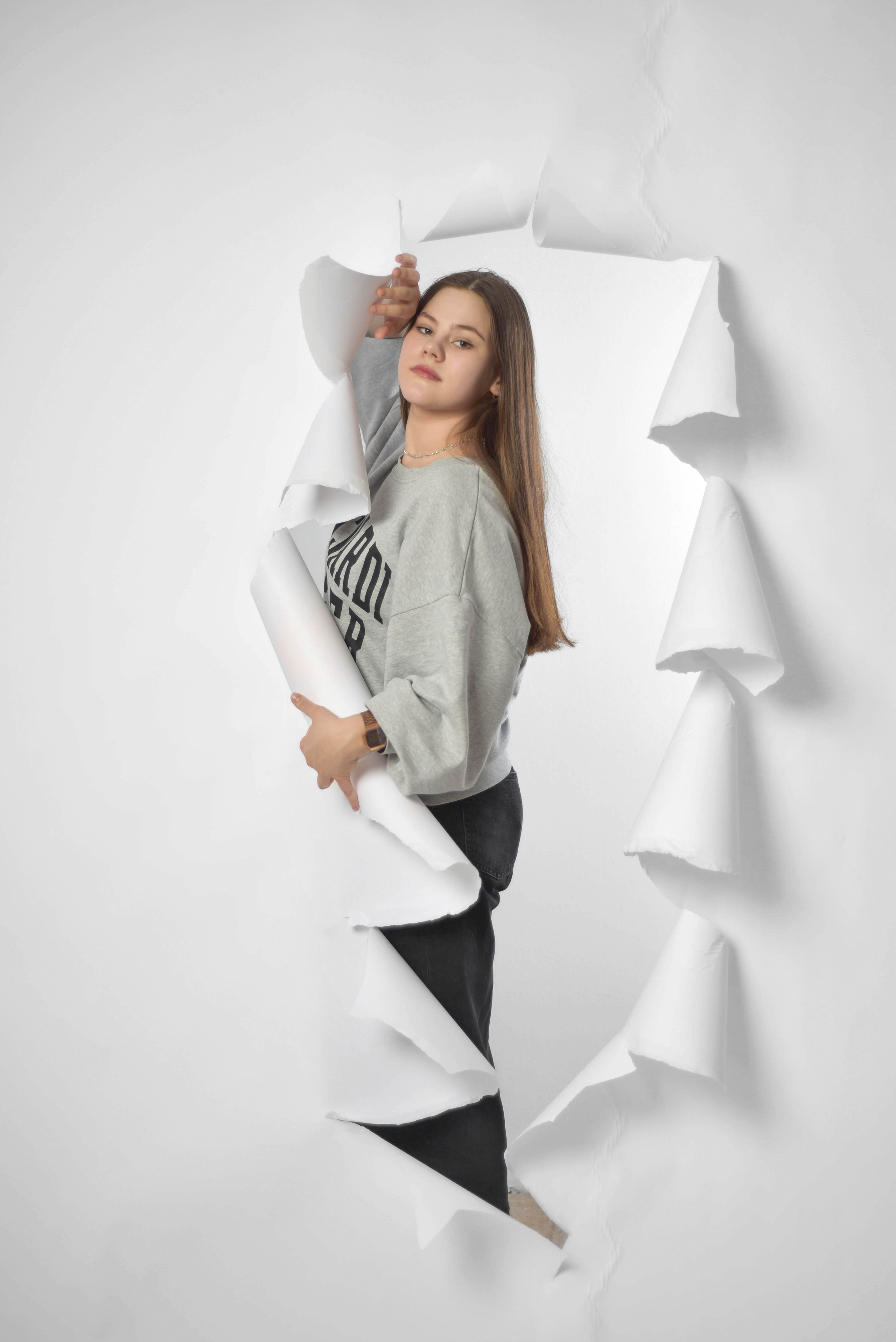 Альбом на окончание школы 9 и 11 класс «Взрывной». Выпускные альбомы в Тюмени для школ, садов, вузов спортивных секций