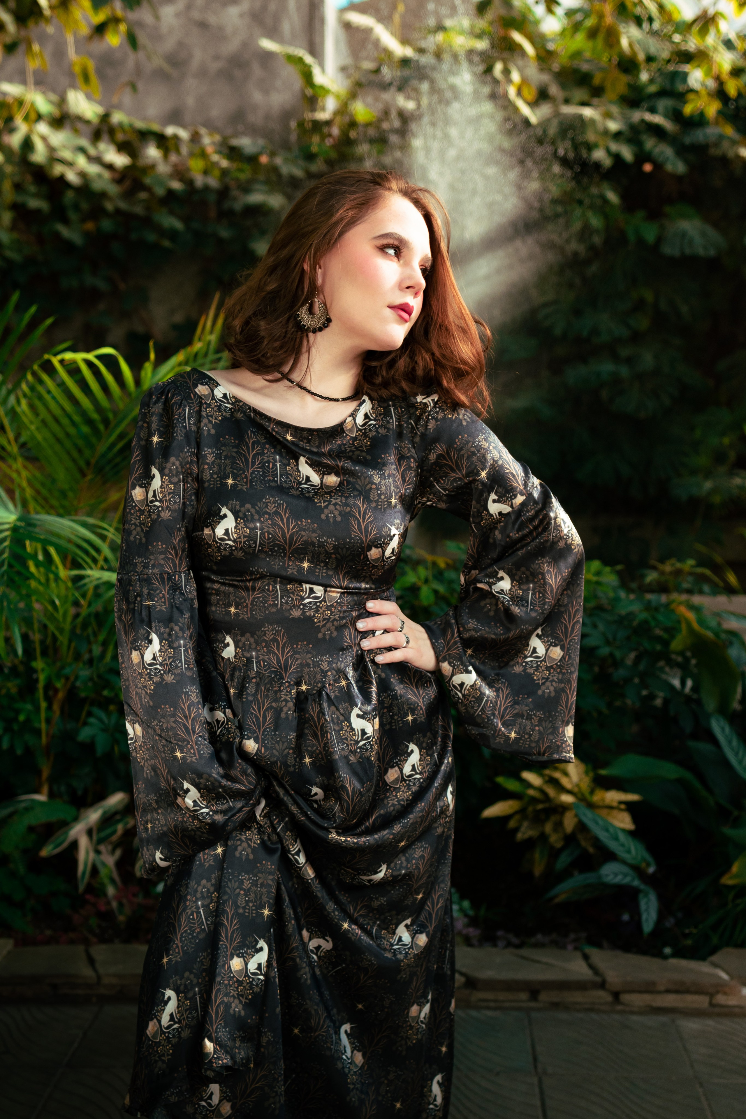 Съемка шёлковых платьев для PlantMyBones