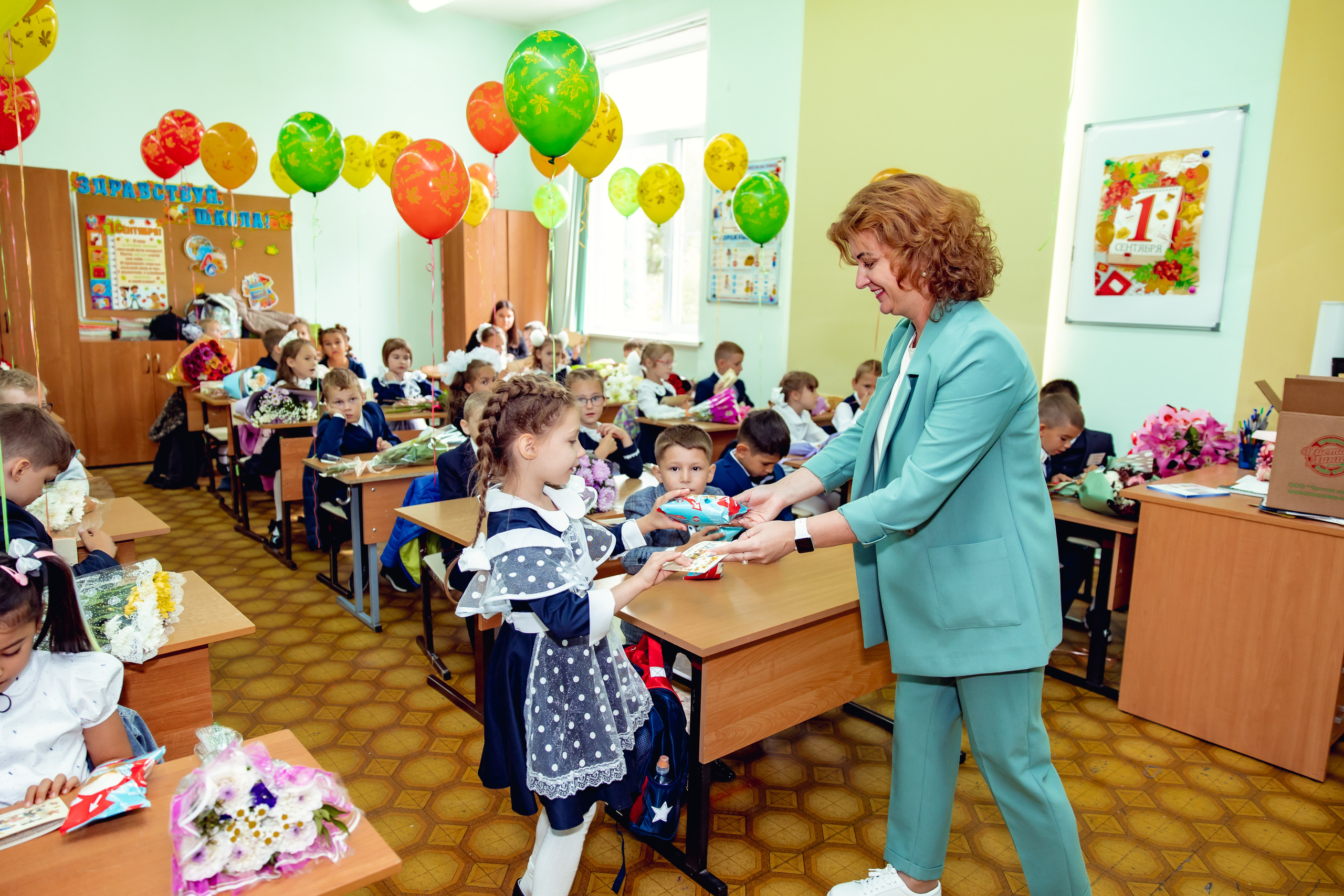 1 сентября. Дарья Бухреева — фотограф, видеограф и фототерапевт. Москва и мир