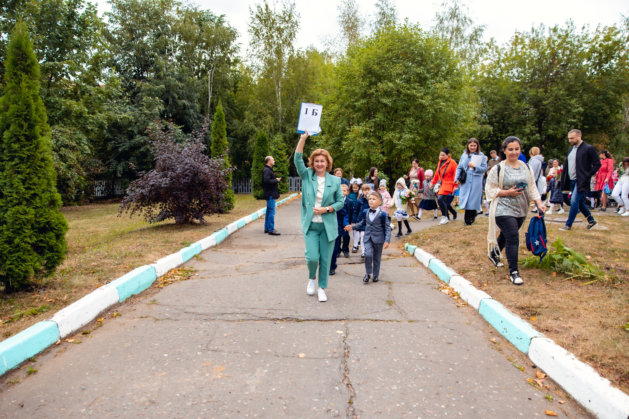 1 сентября. Дарья Бухреева — фотограф, видеограф и фототерапевт. Москва и мир