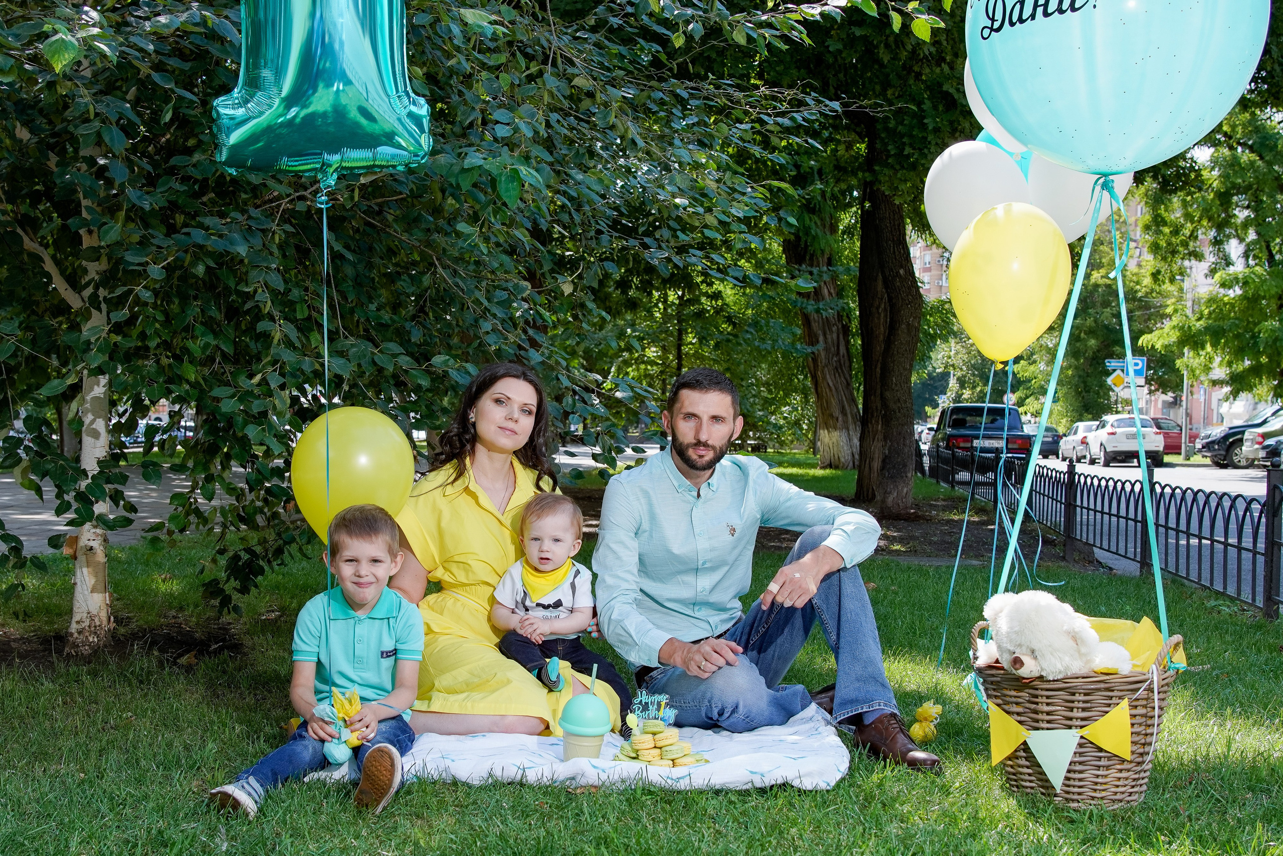 1 год)). Max Matvich and Victoria Basova are professionals in their field