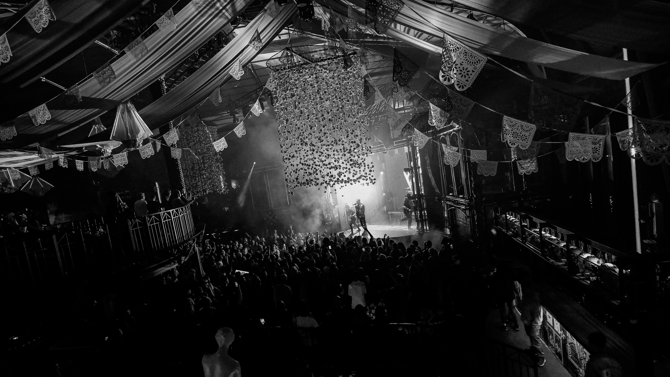 ПОЛ ПУНШ @GIPSY