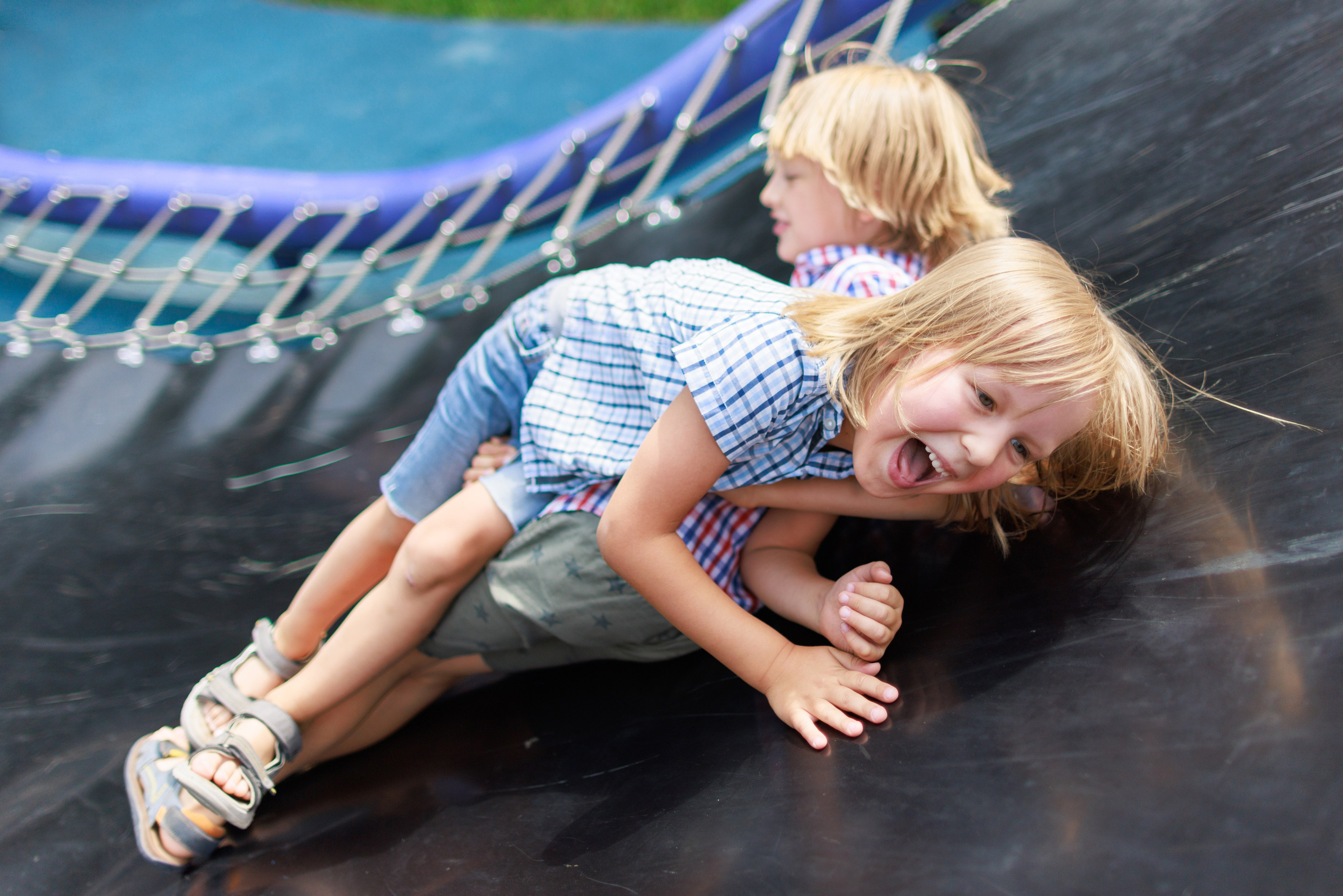 Детская фотосессия на прогулке