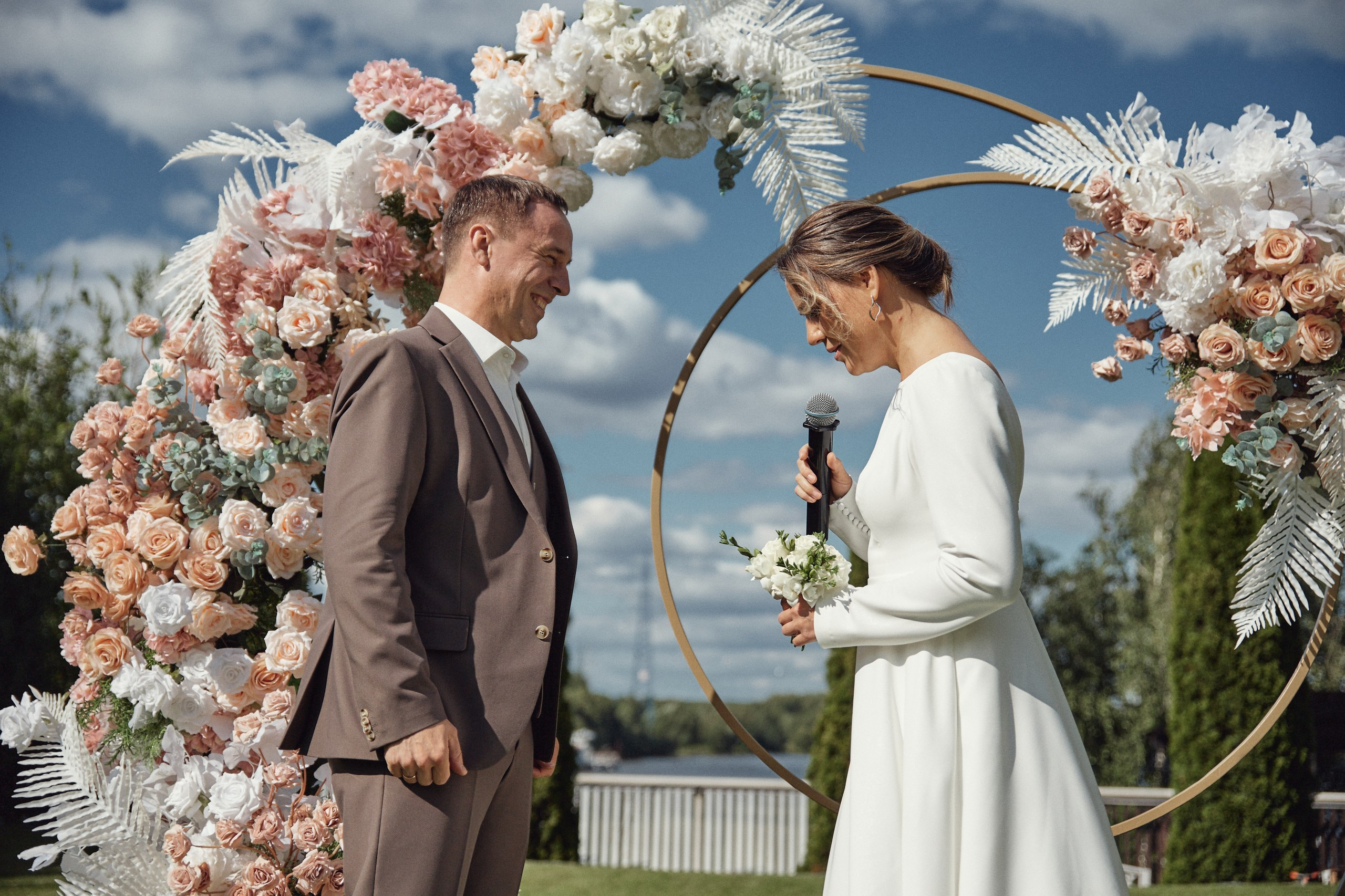 Счастье здесь. Свадебный фотограф Антон Артюшин. Работаю в Нижнем Новгороде и Москве