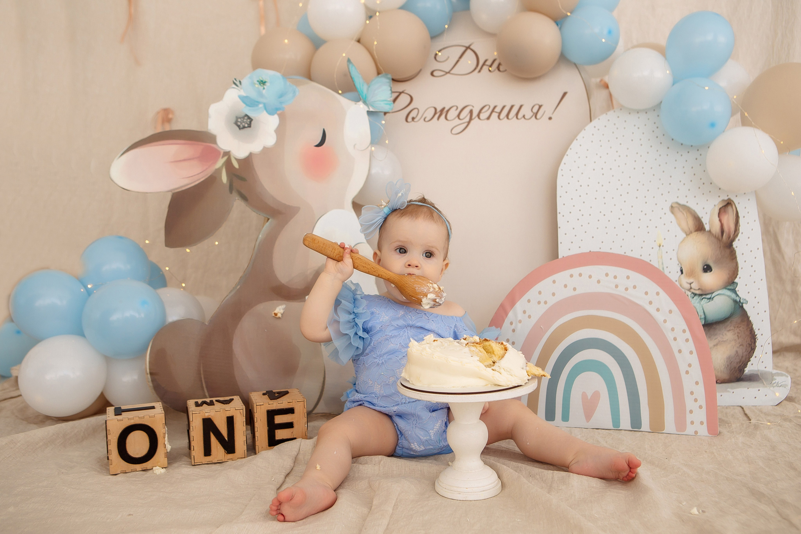 Крушение тортика. Семейный детский фотограф. Фотосессия в Минске