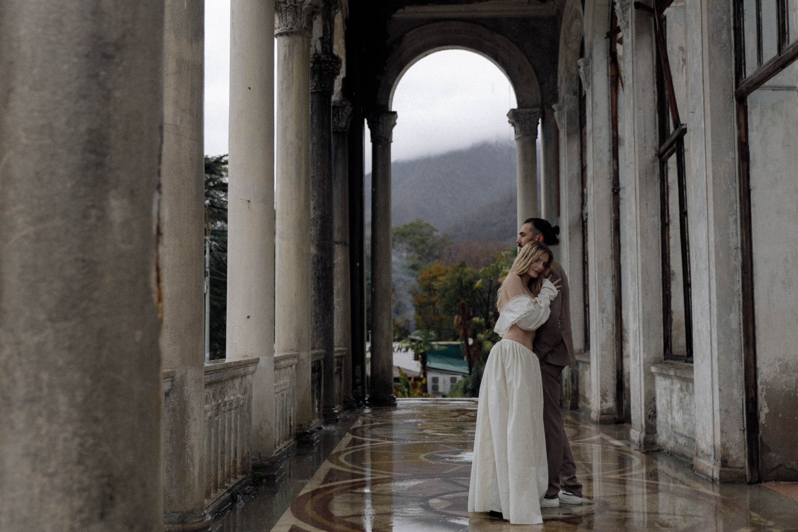 B A L I. Главная