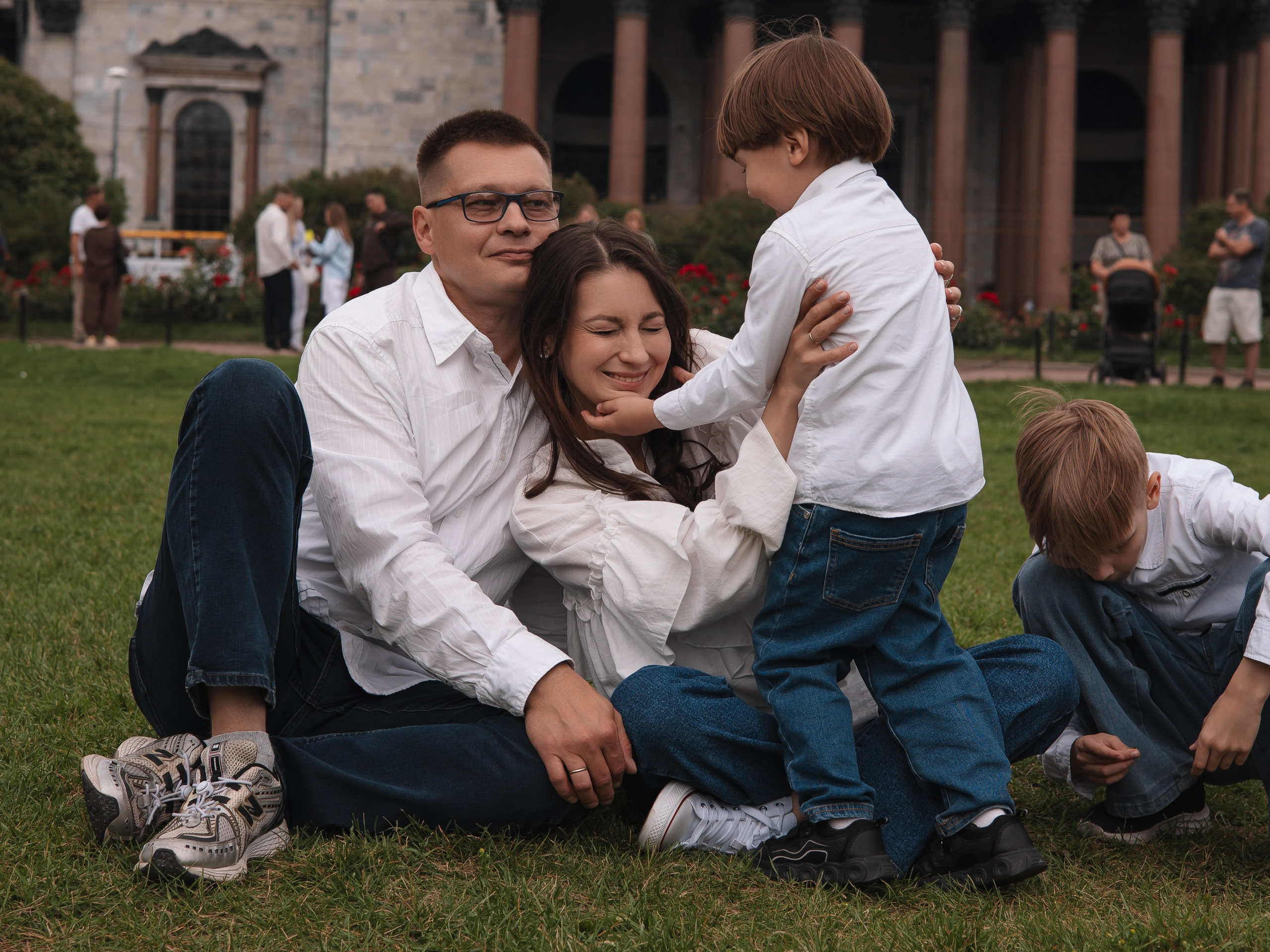 Саша+Саша=Лев и Лука. Семейный фотограф в Санкт-Петербурге. Запечатление мгновений и ярких воспоминаний в Вашей жизни