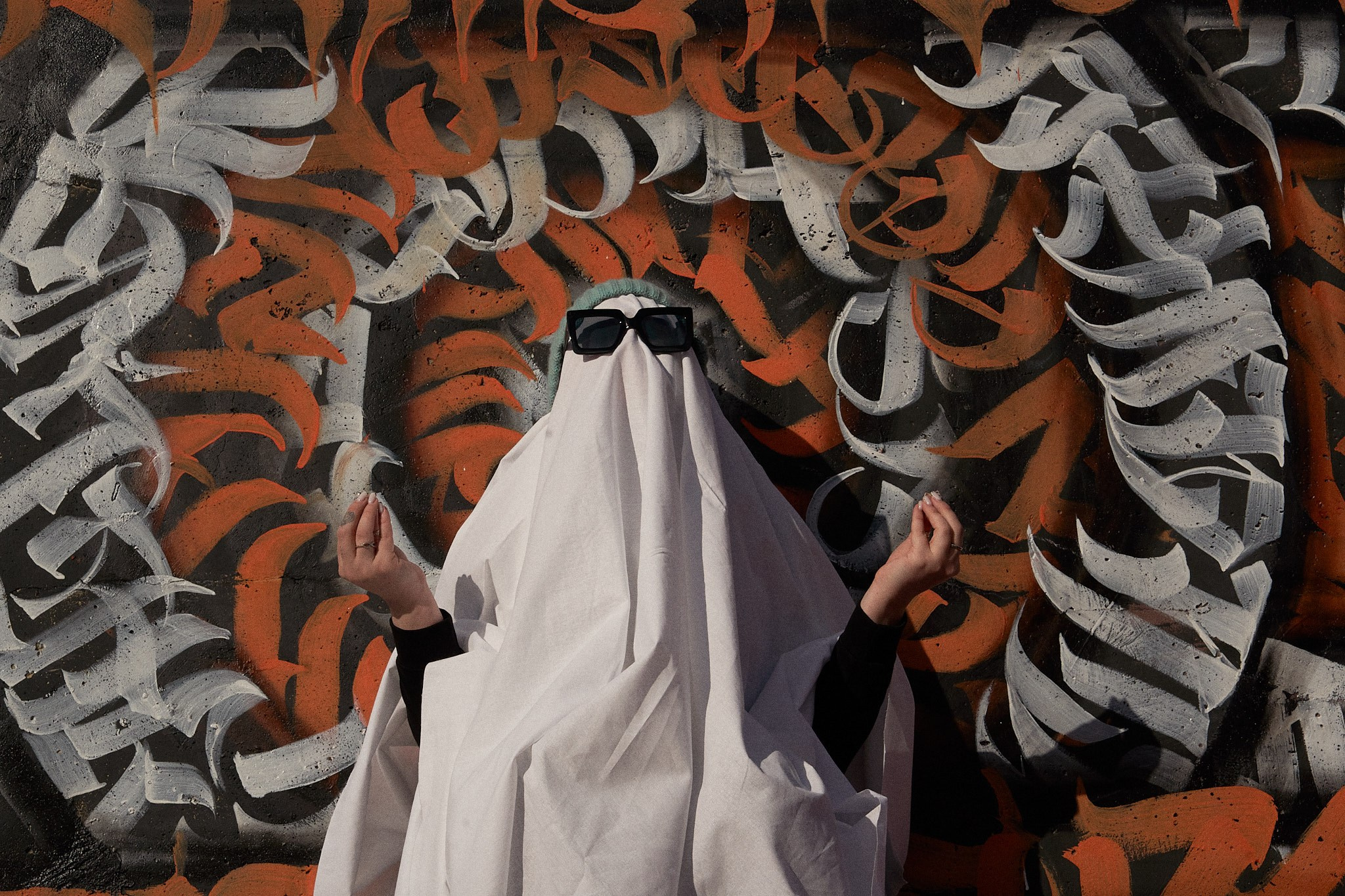 Семейная фотосессия Кати и Жени в центре города. Студийный фотограф в Петропавловске-Камчатском