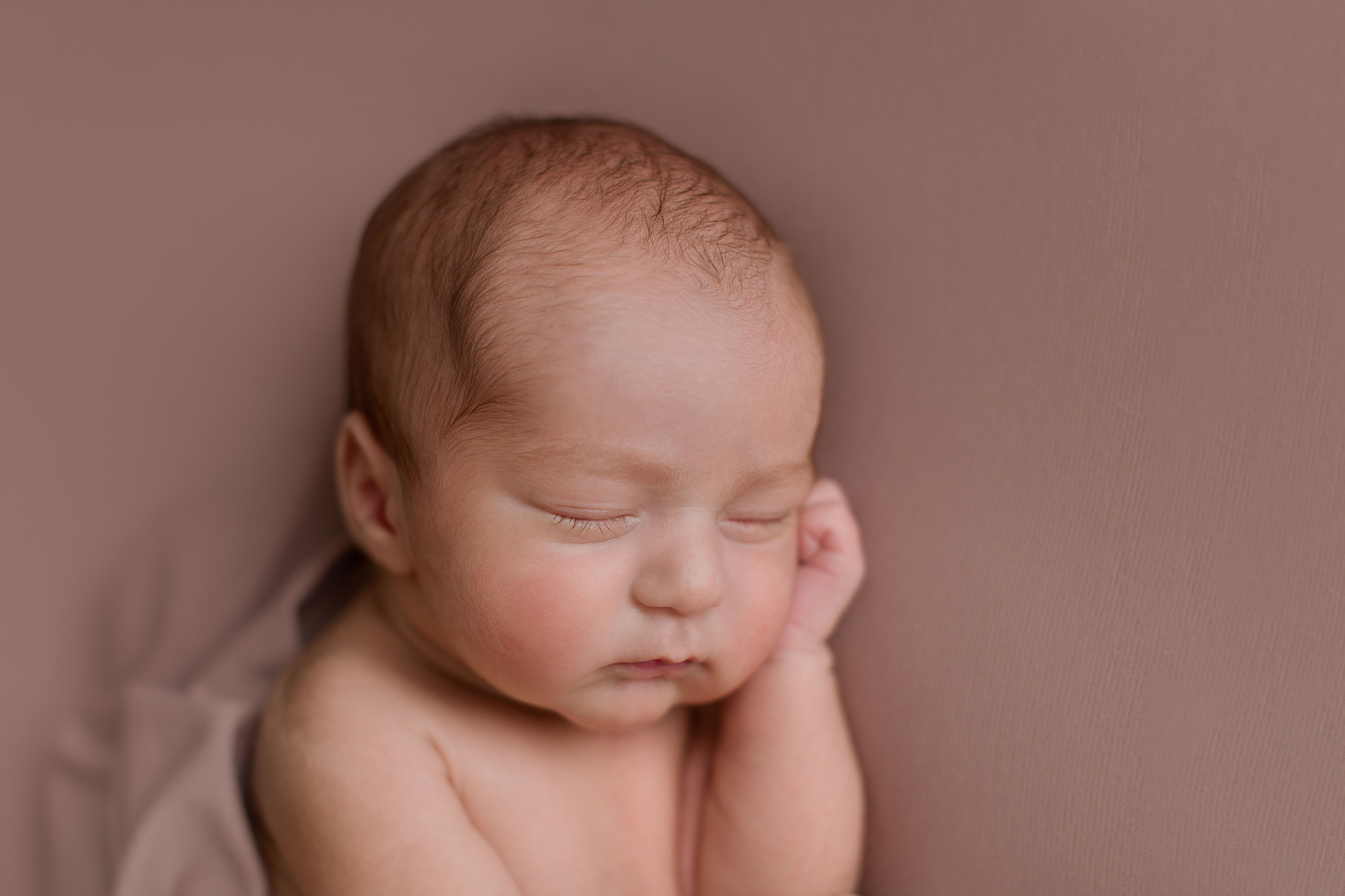 Фото новорожденных. Фотограф новорожденных в Калининграде Юлия Бороданова