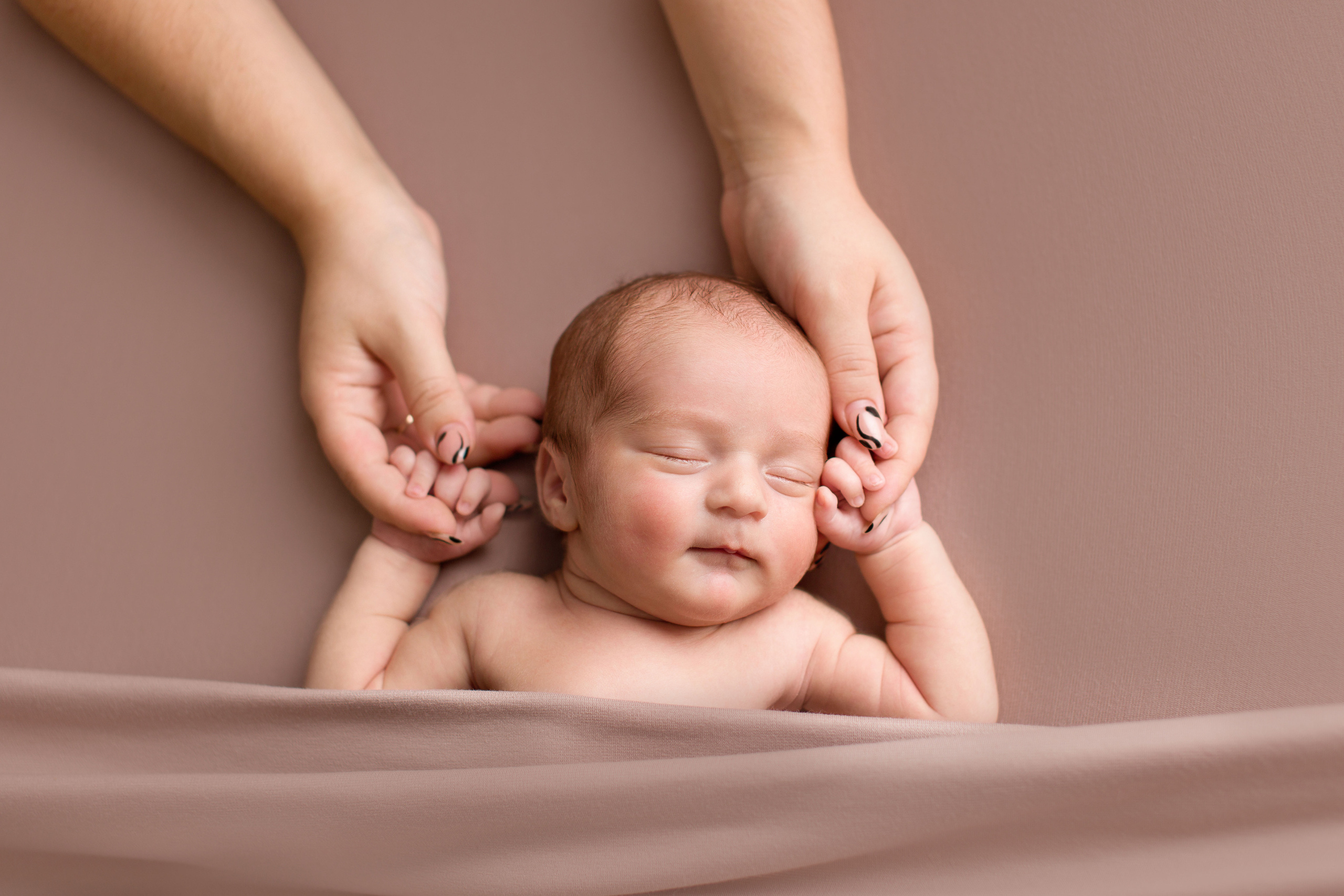 Фото новорожденных. Фотограф новорожденных в Калининграде Юлия Бороданова