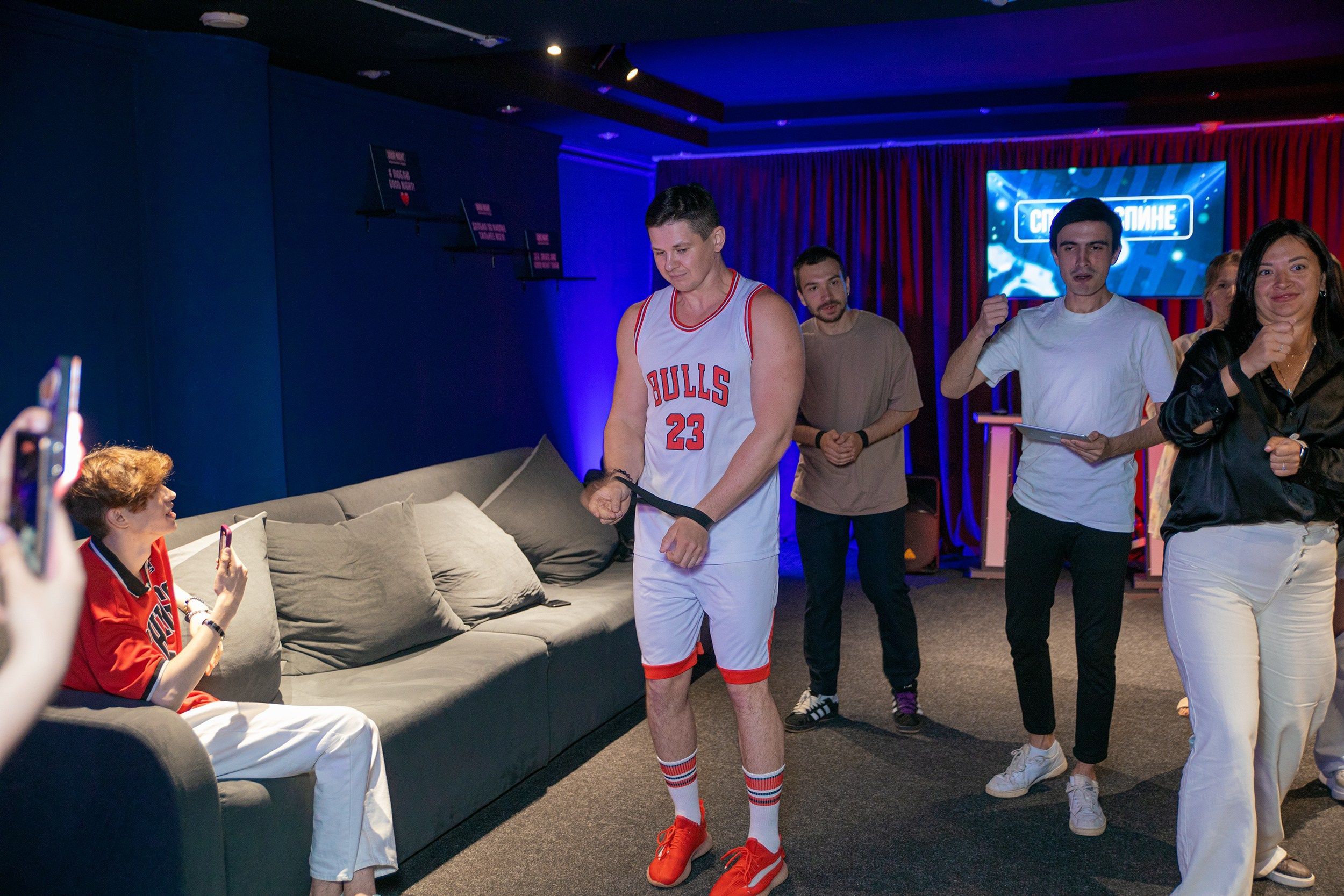 Игра в Good night. Фотограф Тюмень