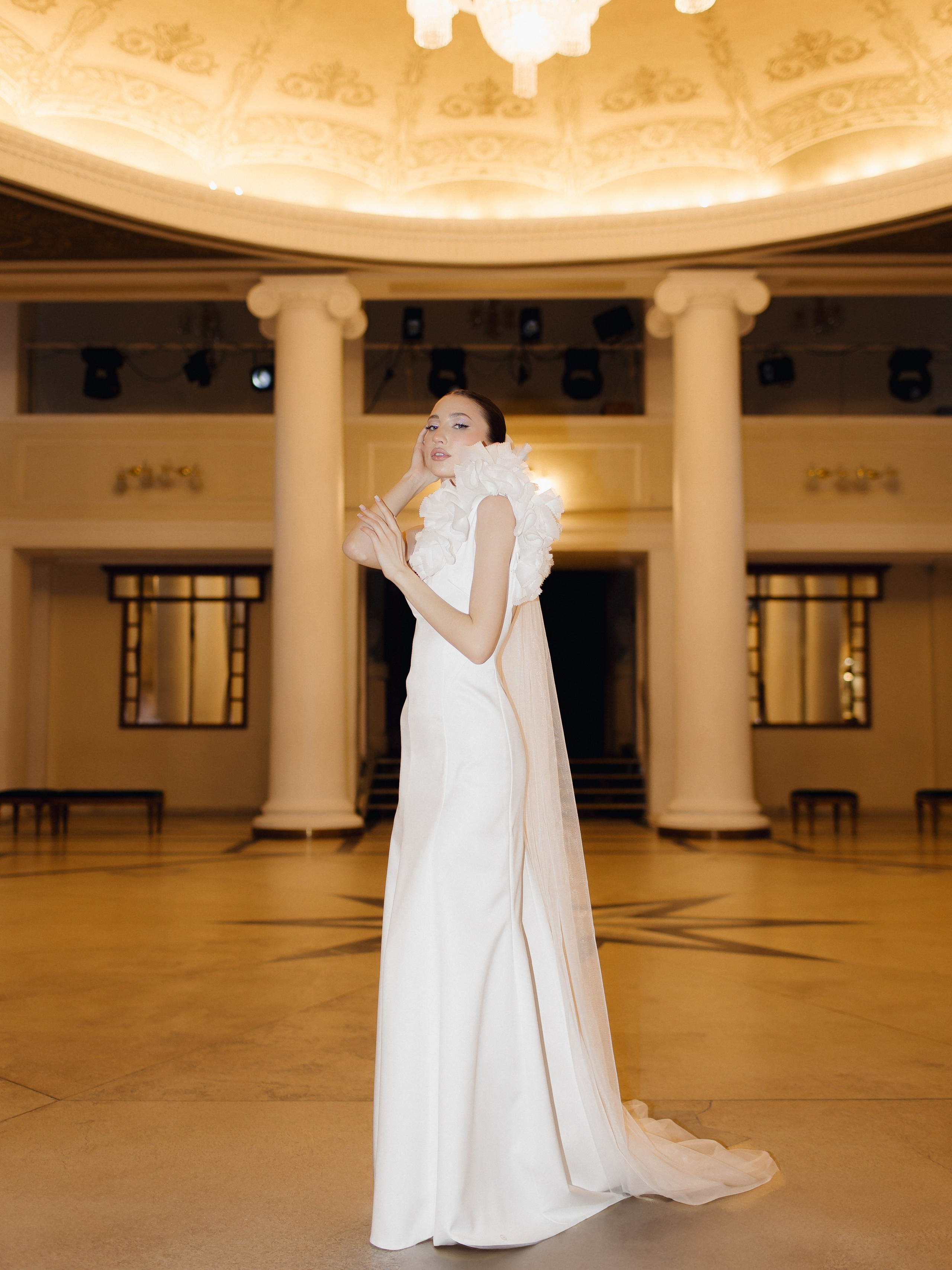 ТЕАТР ПУШКИНА. Свадебный и индивидуальный фотограф в Челябинске Евгения Негодяева