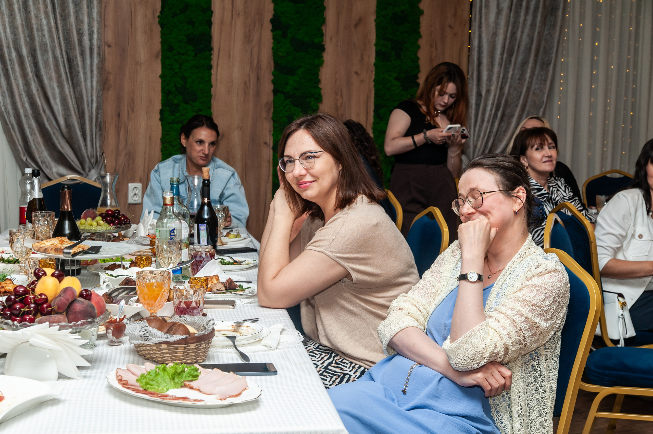 Выпускной МАОУ СОШ № 17 им. Эдуарда Есаяна. Свадебный и семейный фотограф Денис Лукьянов в Краснодаре, Краснодарском крае и Республике Крым